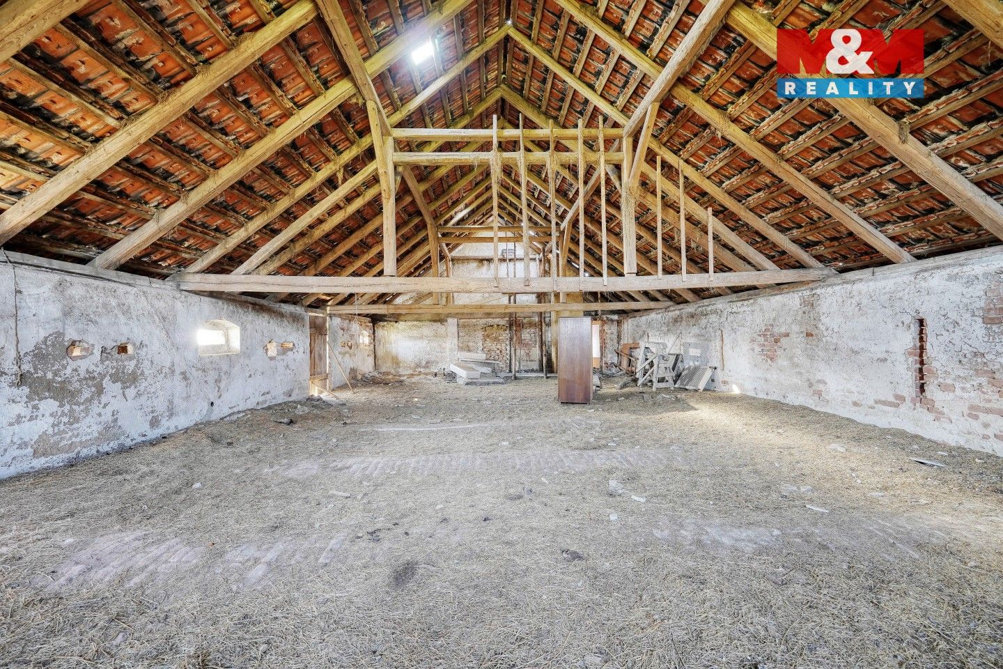 Prodej nemovitosti 200 m² - foto 30