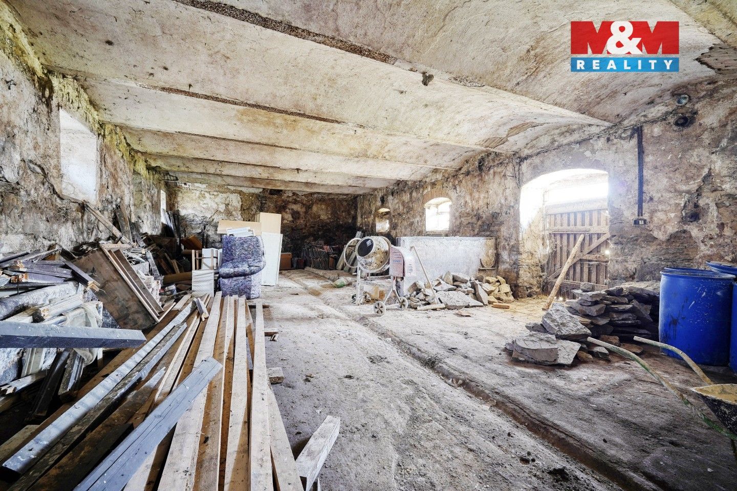 Prodej nemovitosti 200 m² - foto 35