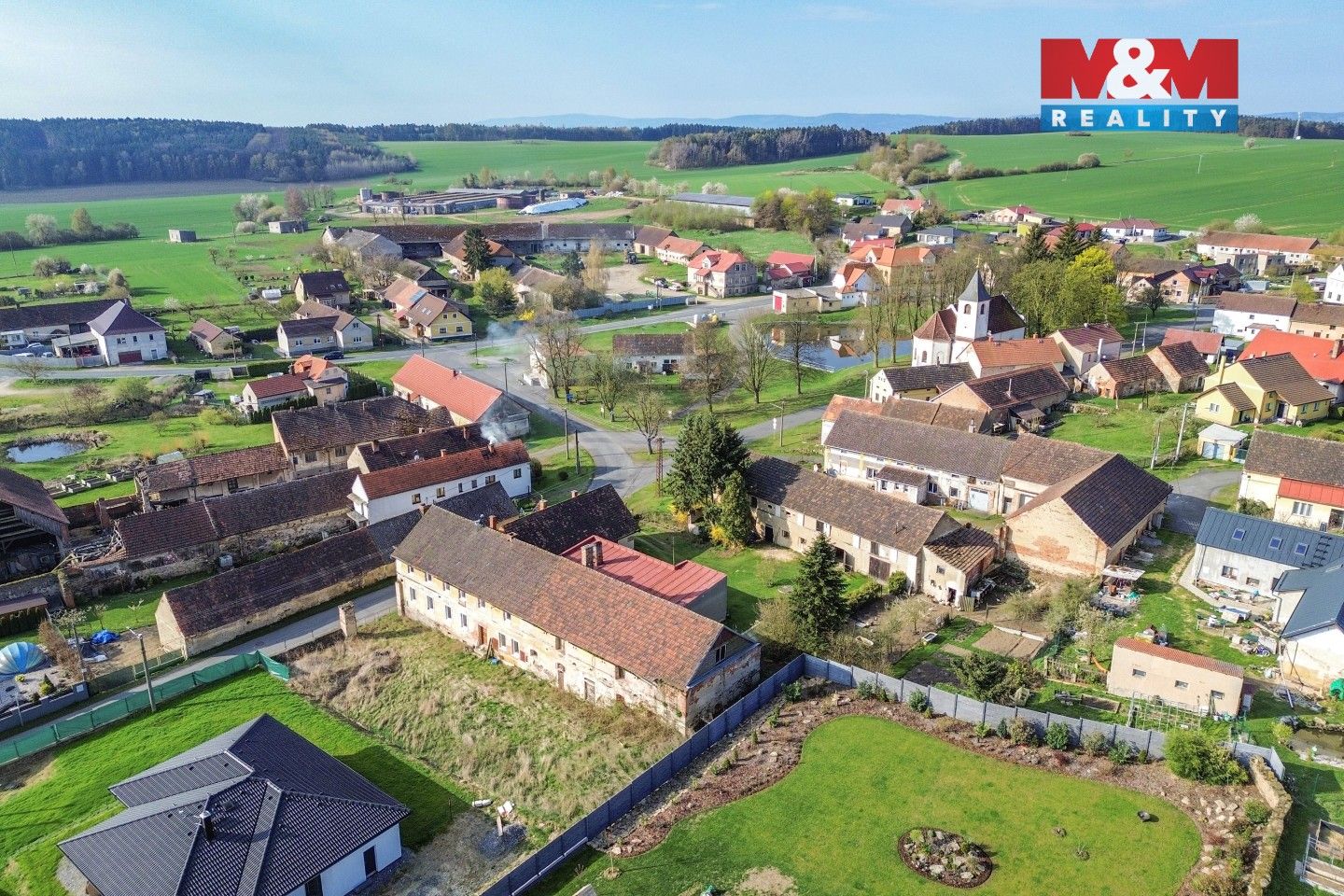 Prodej nemovitosti 200 m² - foto 38