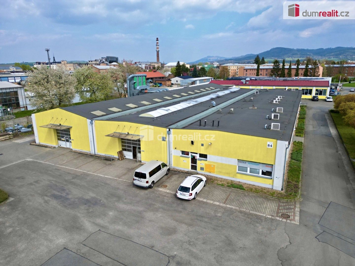 Pronájem komerčního prostoru 1663 m² - foto 1