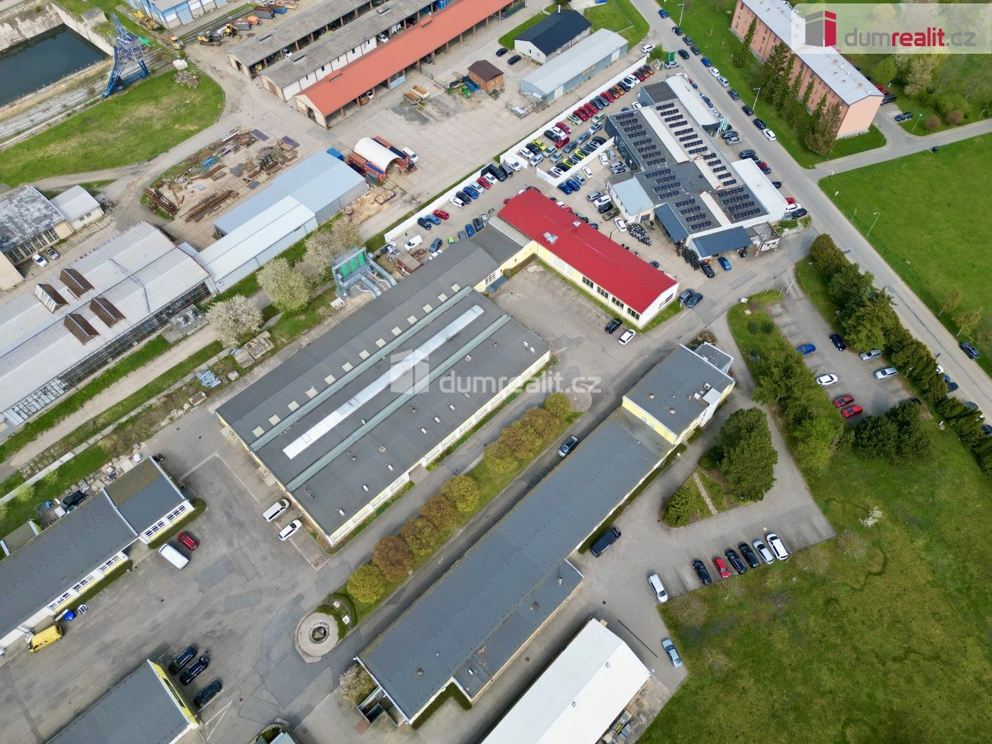 Pronájem komerčního prostoru 1663 m² - foto 12
