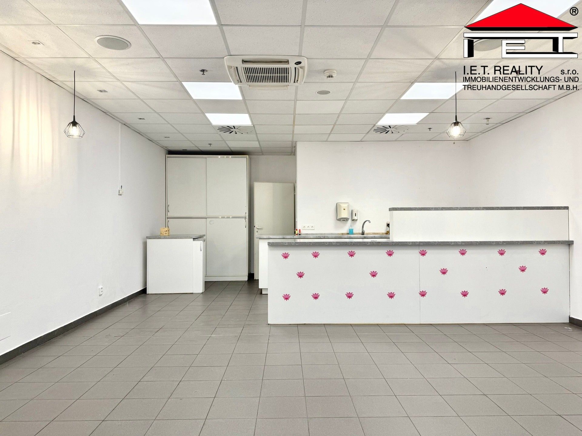 Pronájem komerčního prostoru 50 m² - foto 2