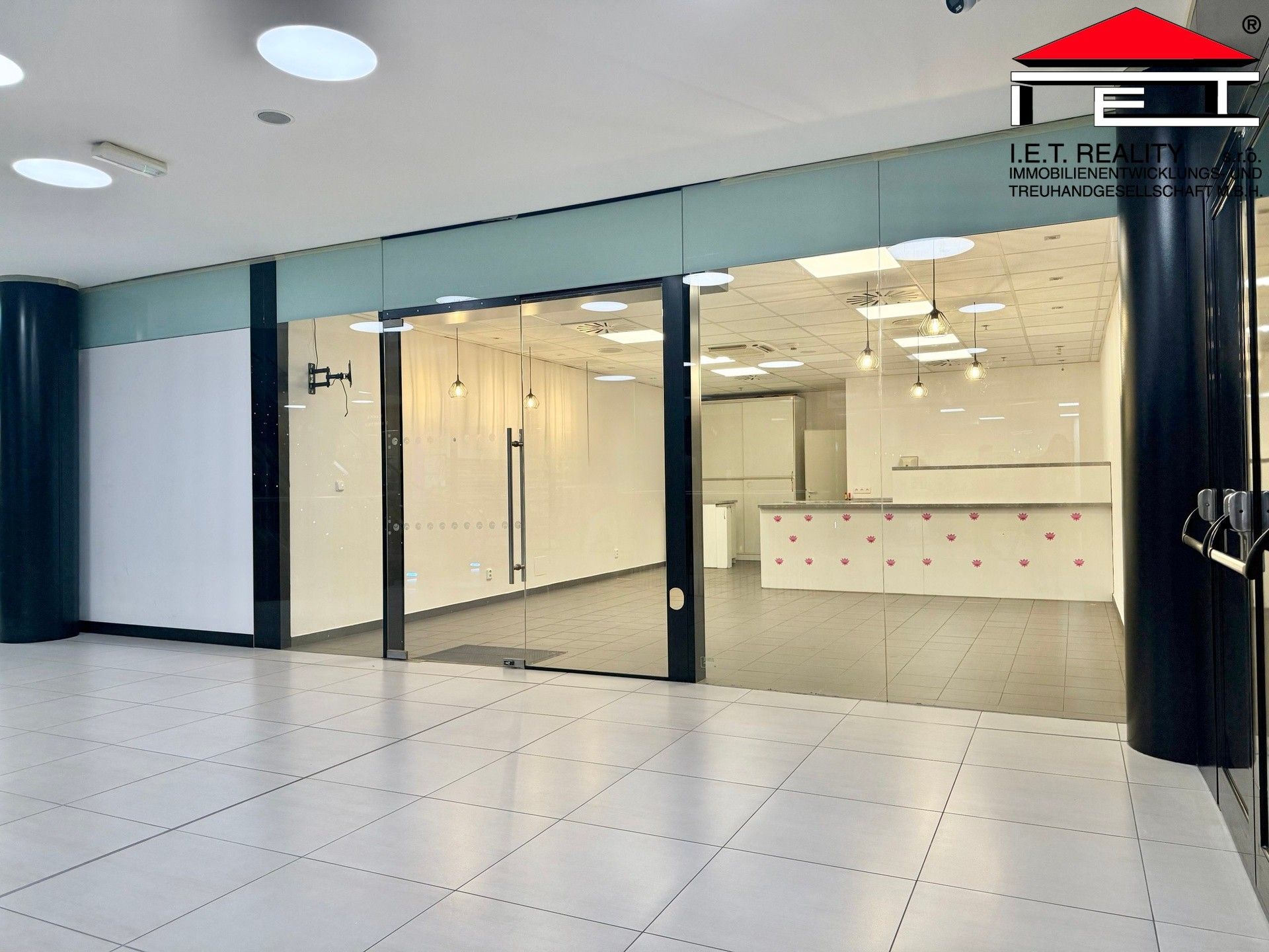 Pronájem komerčního prostoru 50 m² - foto 5