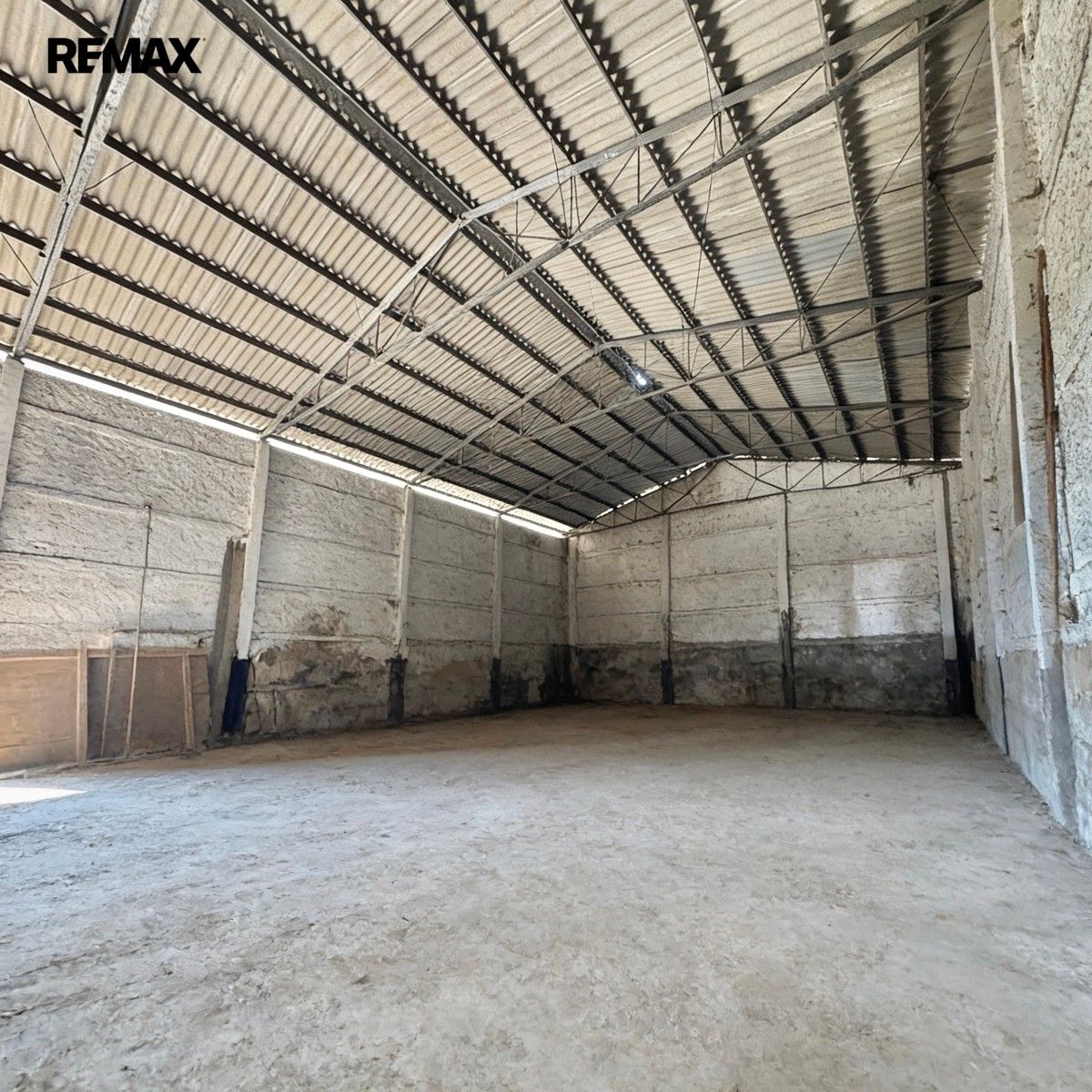 Pronájem komerčního prostoru 618 m² - foto 4