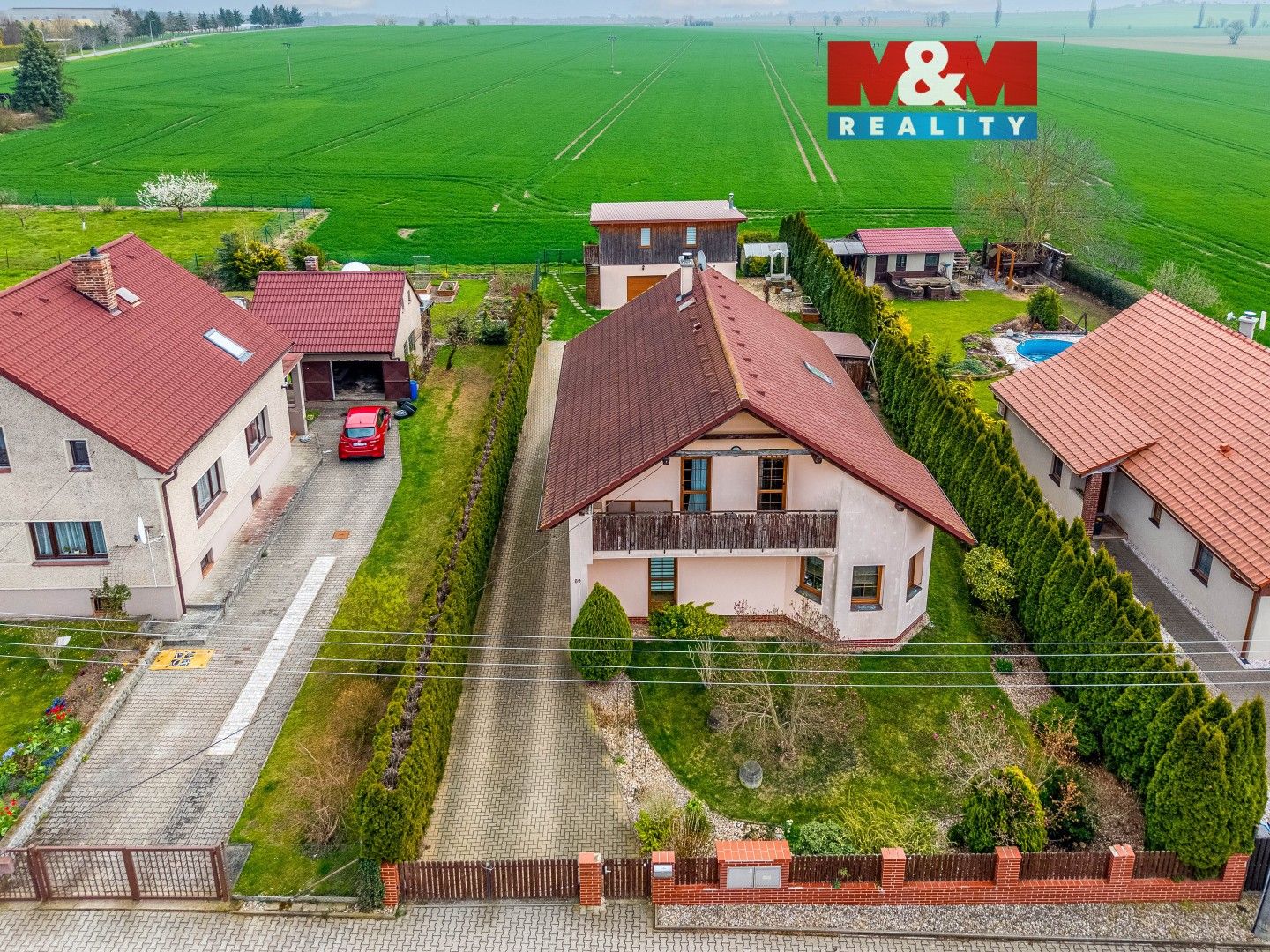 Prodej domu 187 m² - foto 1