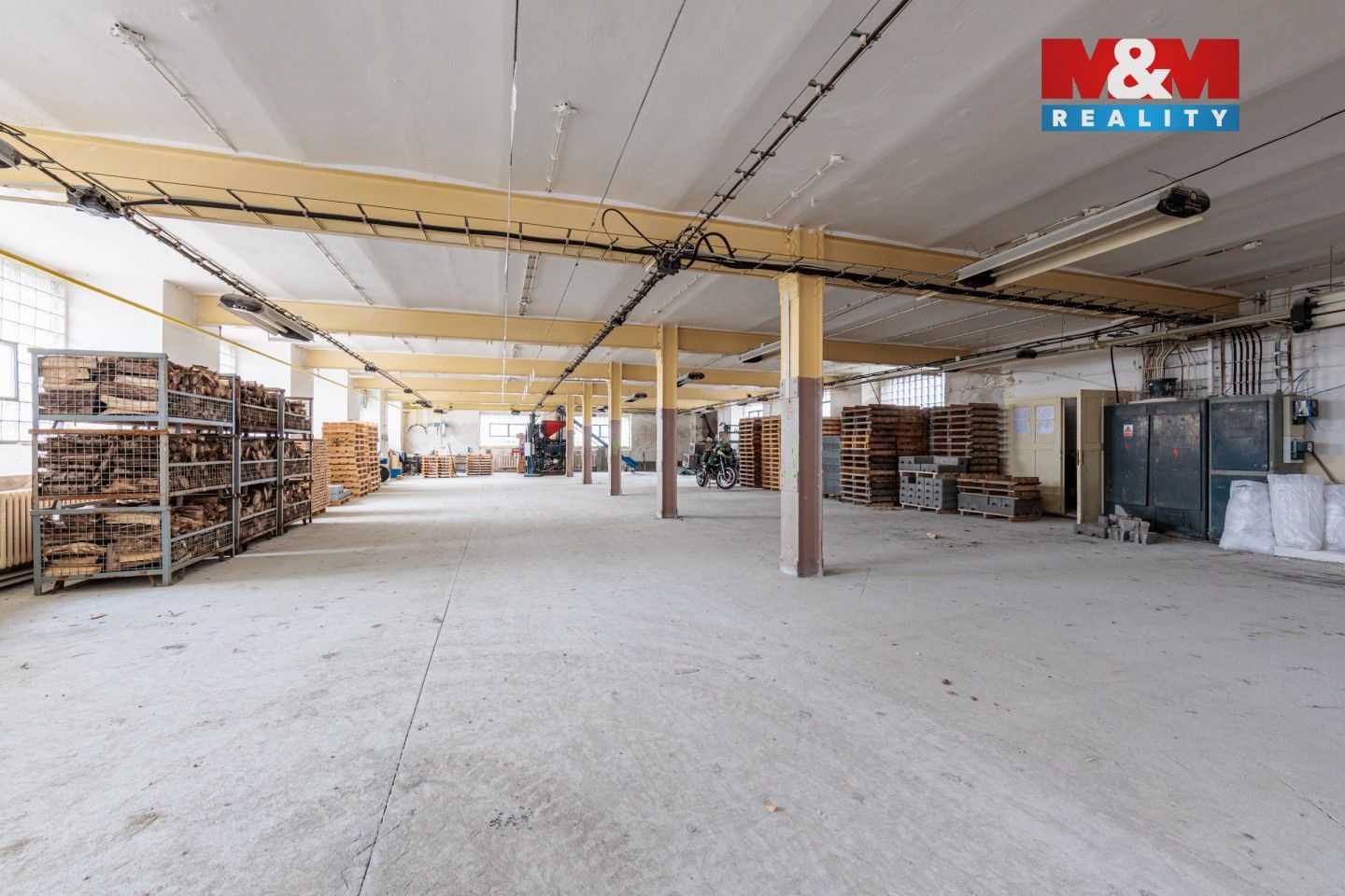 Pronájem komerčního prostoru 416 m² - foto 20