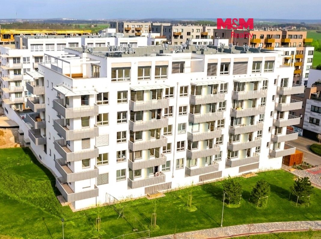 Prodej bytu 4+kk 97 m² - foto 1