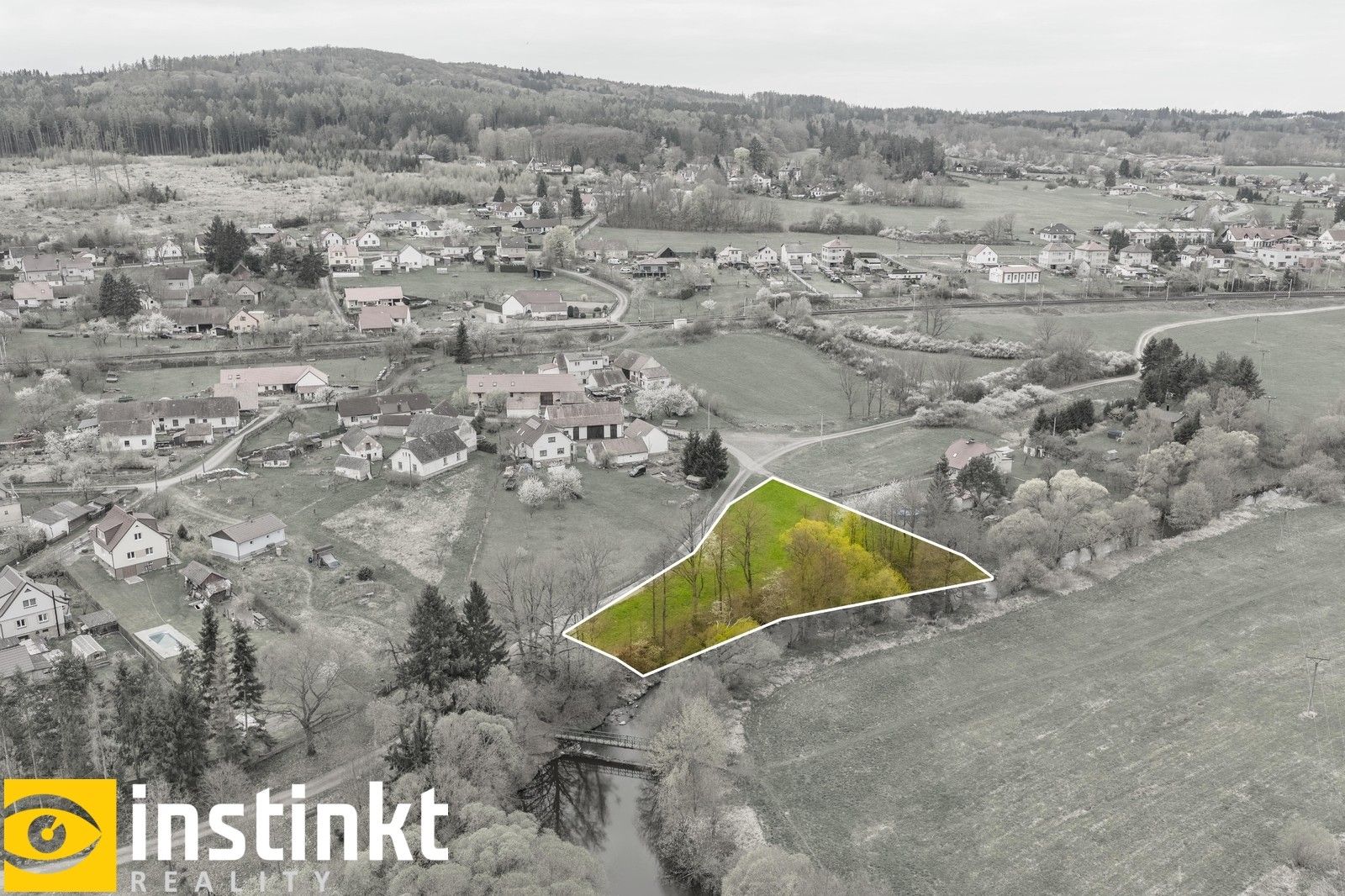Prodej pozemku 2574 m² - foto 2