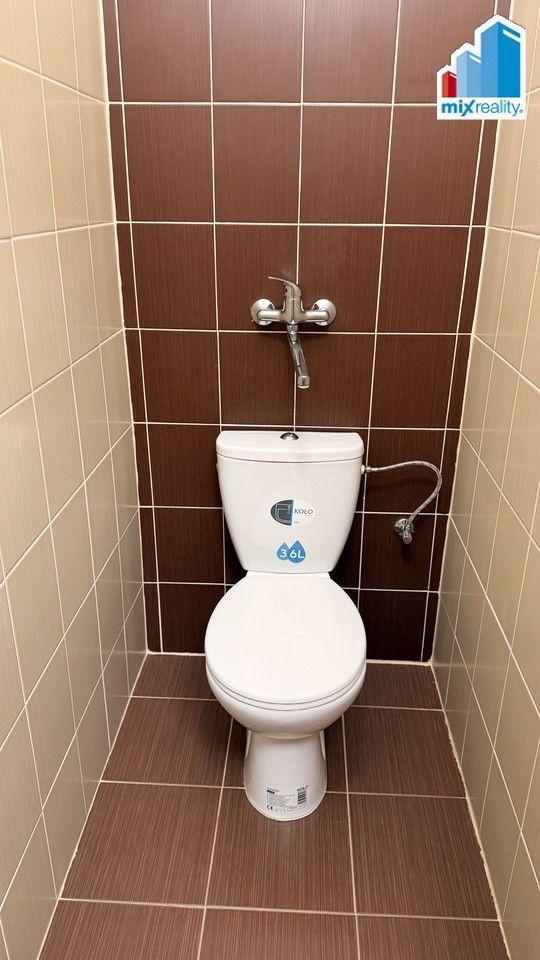 Pronájem komerčního prostoru 28 m² - foto 5
