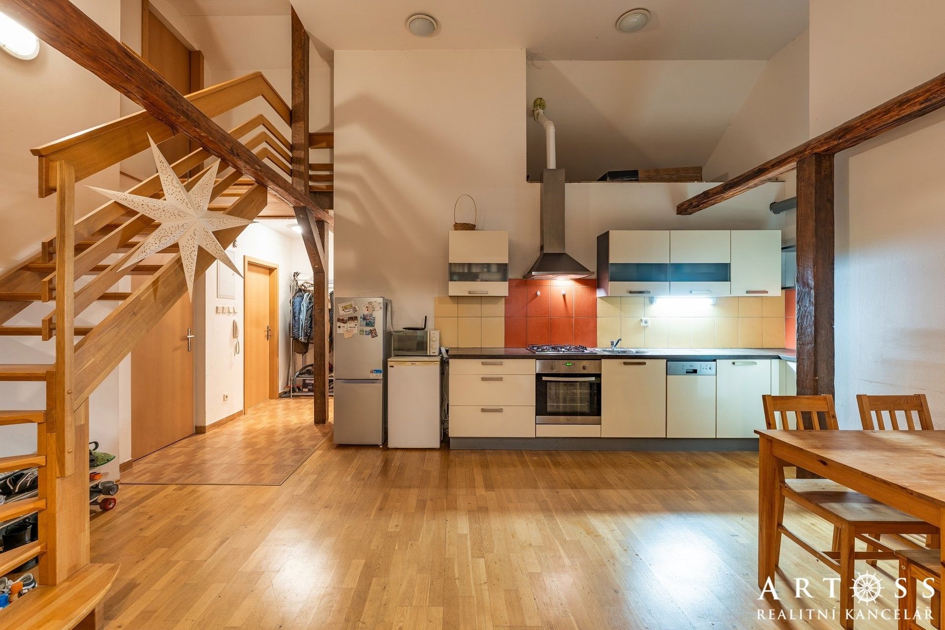 Prodej bytu 4+kk 114 m² - foto 1