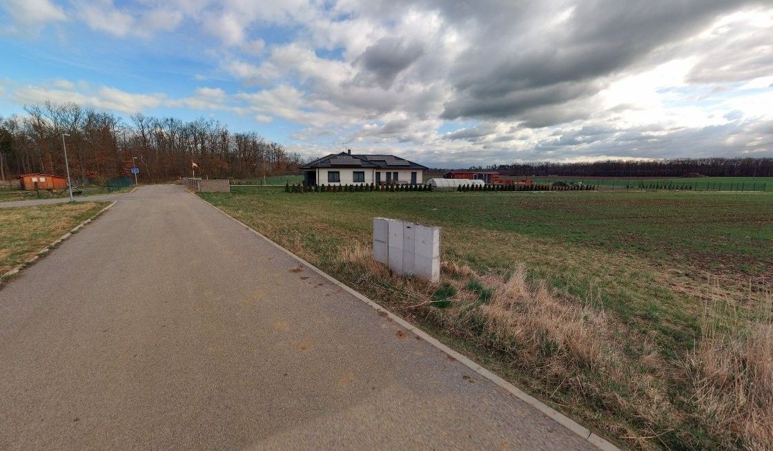 Prodej pozemku 2702 m² - foto 1