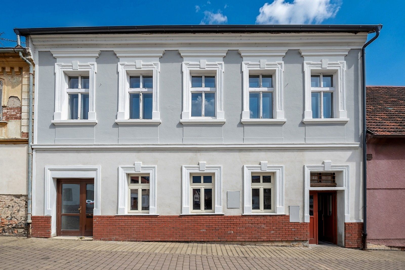 Prodej domu 240 m² - foto 1