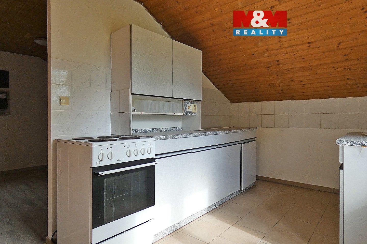 Pronájem bytu 1+1 40 m² - foto 1