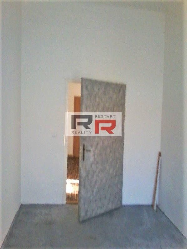 Pronájem bytu 2+1 52 m² - foto 5