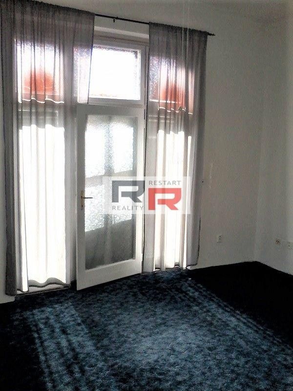 Pronájem bytu 2+1 52 m² - foto 6