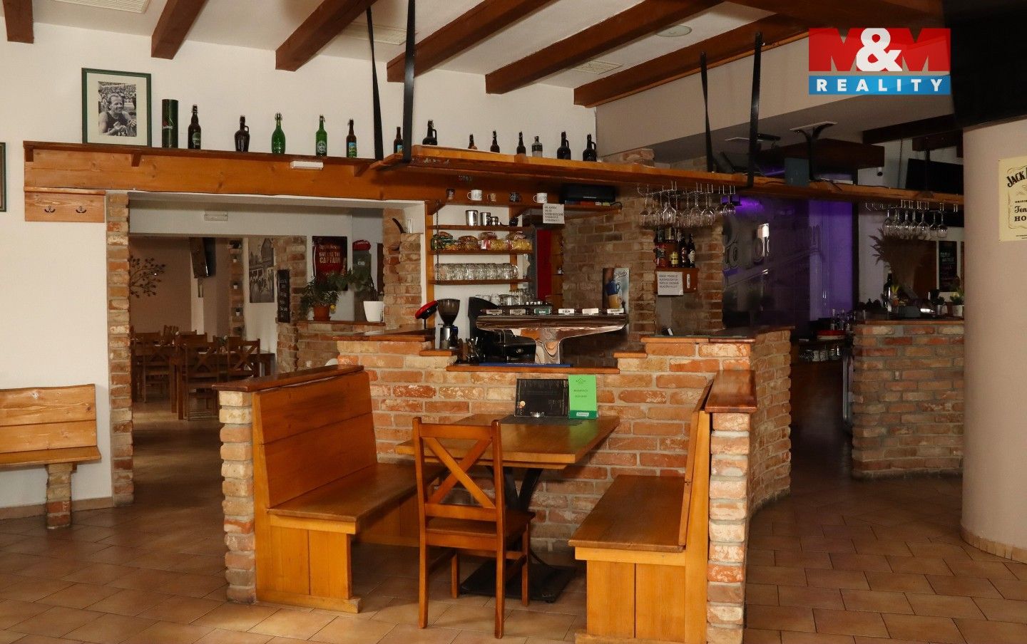 Pronájem komerčního prostoru 220 m² - foto 8