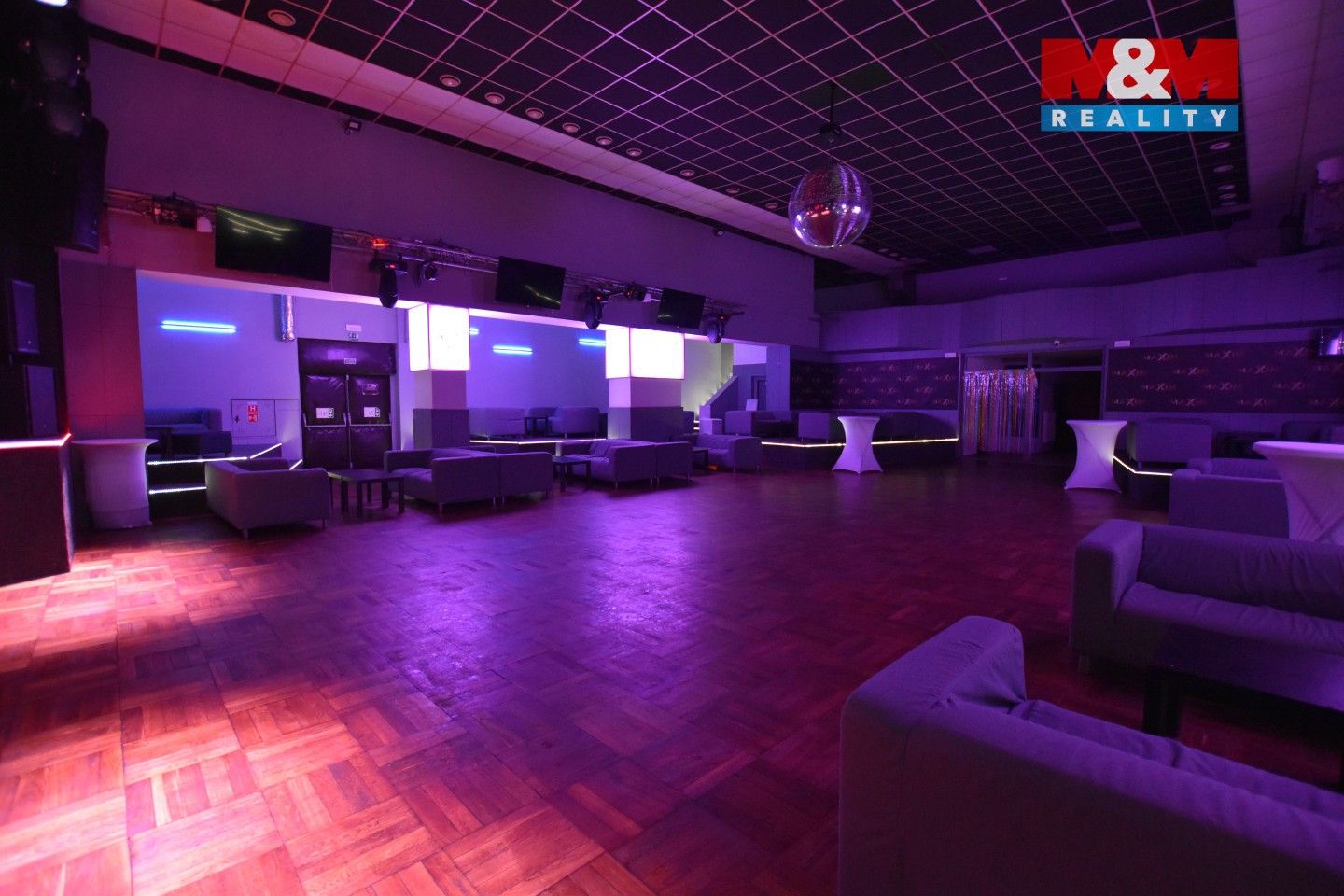 Pronájem komerčního prostoru 220 m² - foto 21