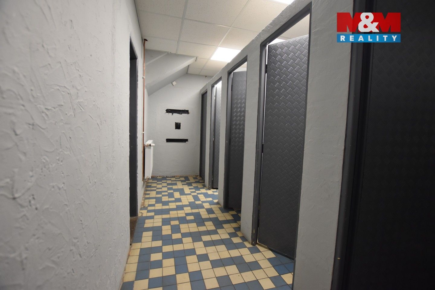 Pronájem komerčního prostoru 220 m² - foto 30