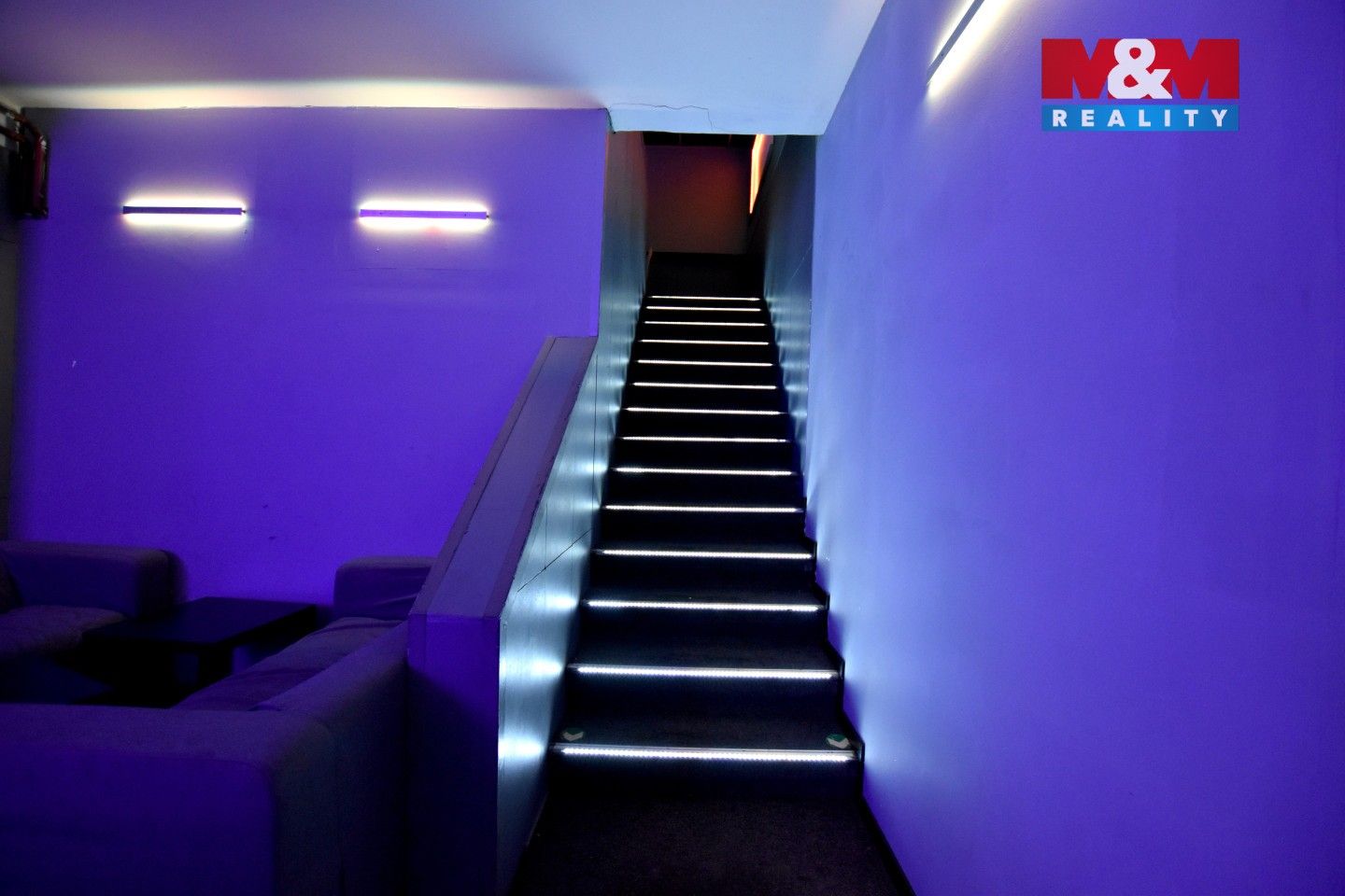 Pronájem komerčního prostoru 220 m² - foto 27