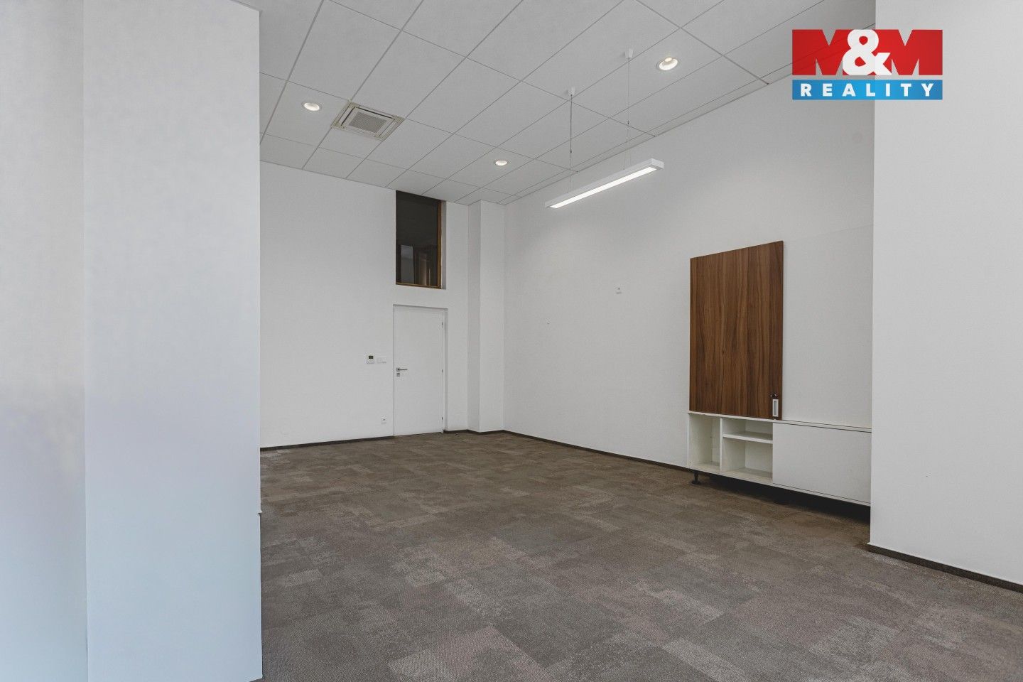 Pronájem komerčního prostoru 396 m² - foto 19
