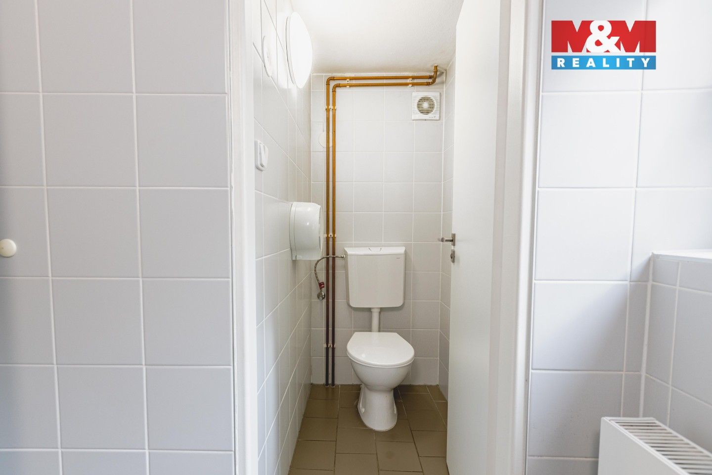 Pronájem komerčního prostoru 396 m² - foto 30