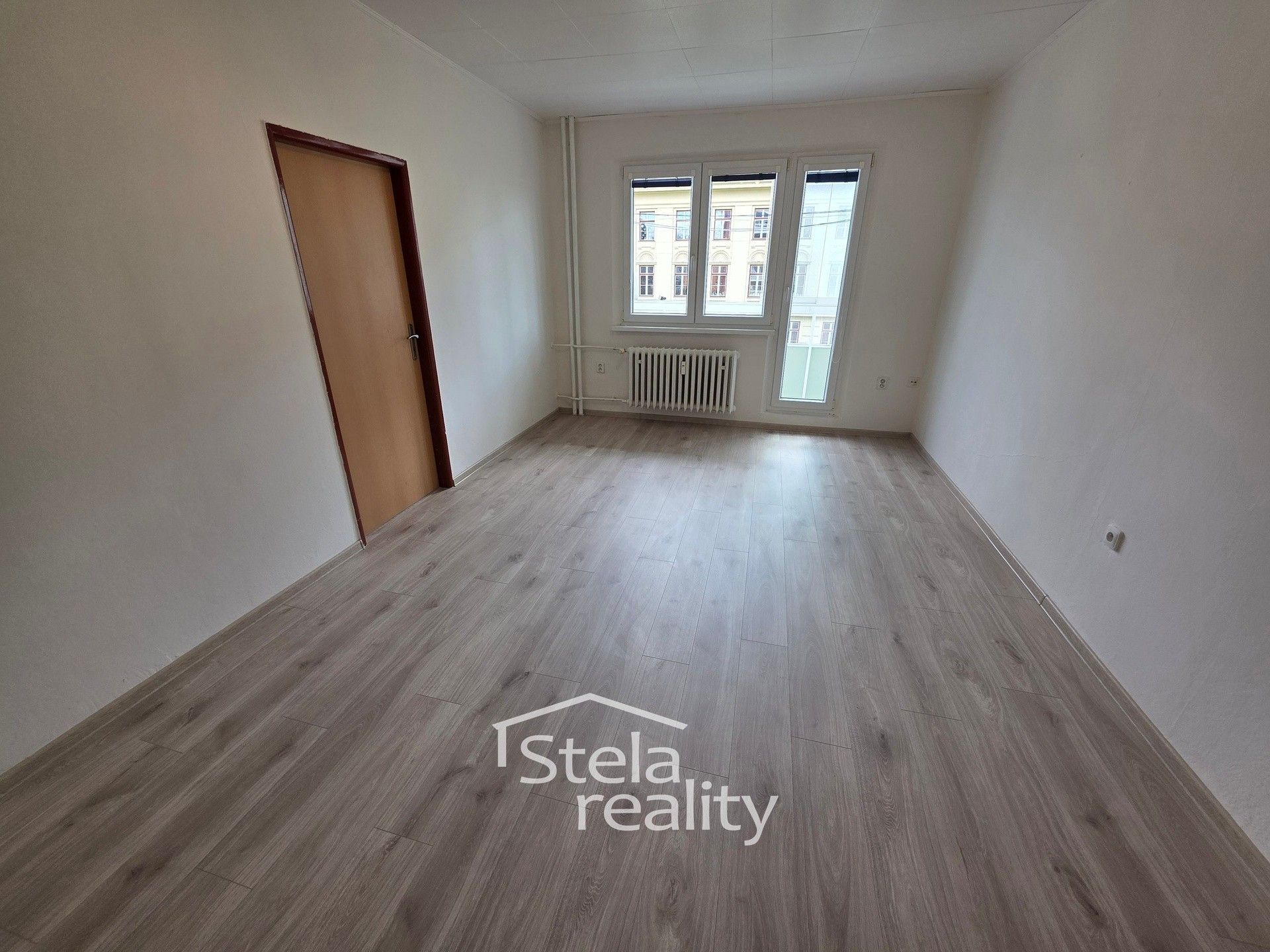 Pronájem bytu 2+1 56 m² - foto 3