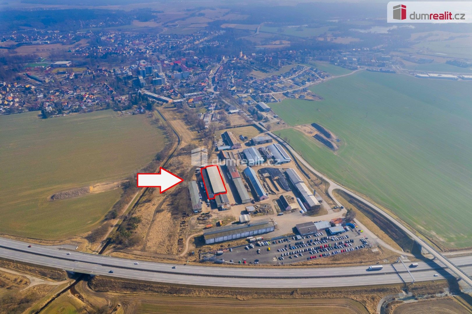 Prodej komerčního prostoru 2752 m² - foto 12