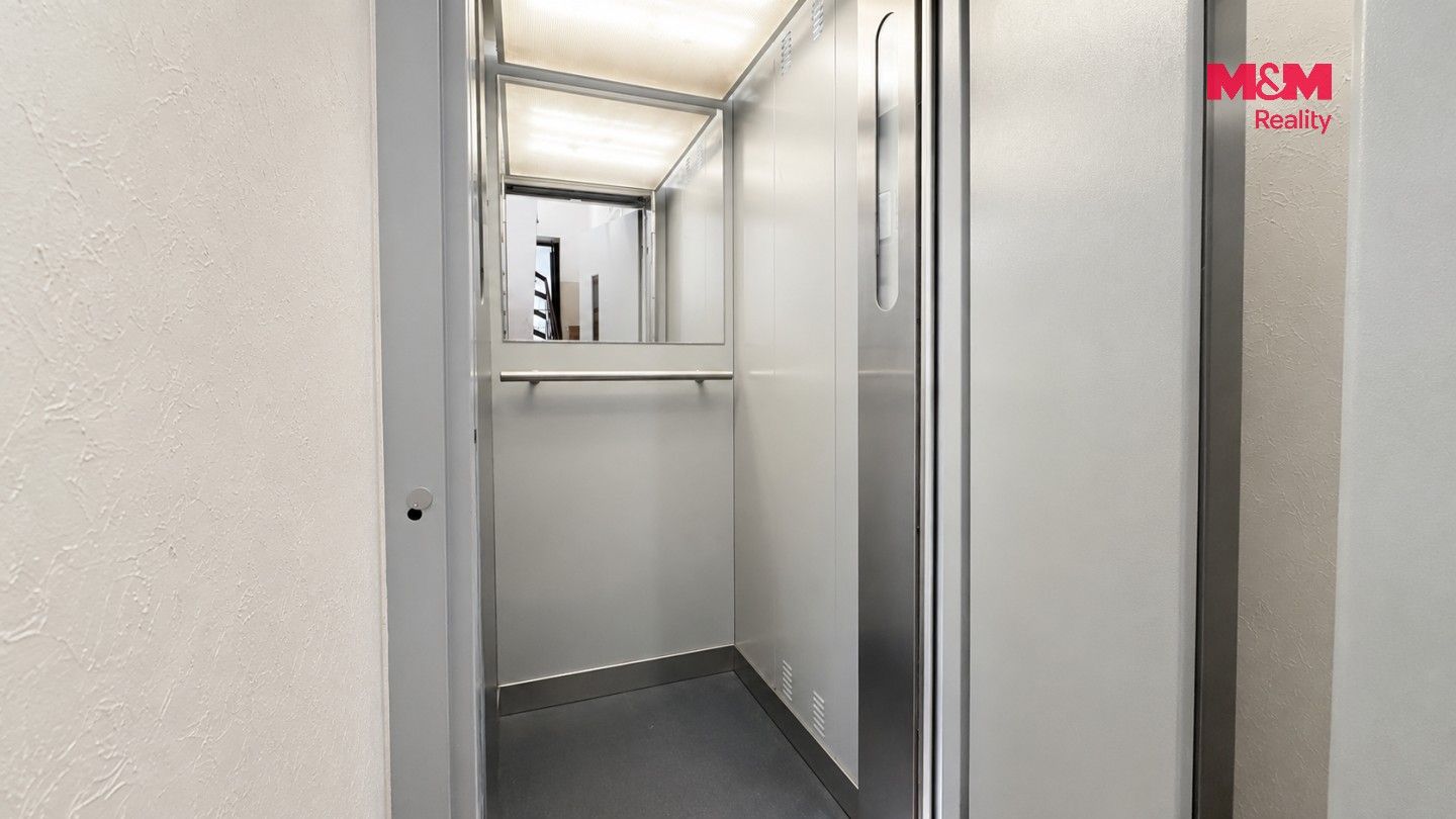 Prodej bytu 2+1 89 m² - foto 21