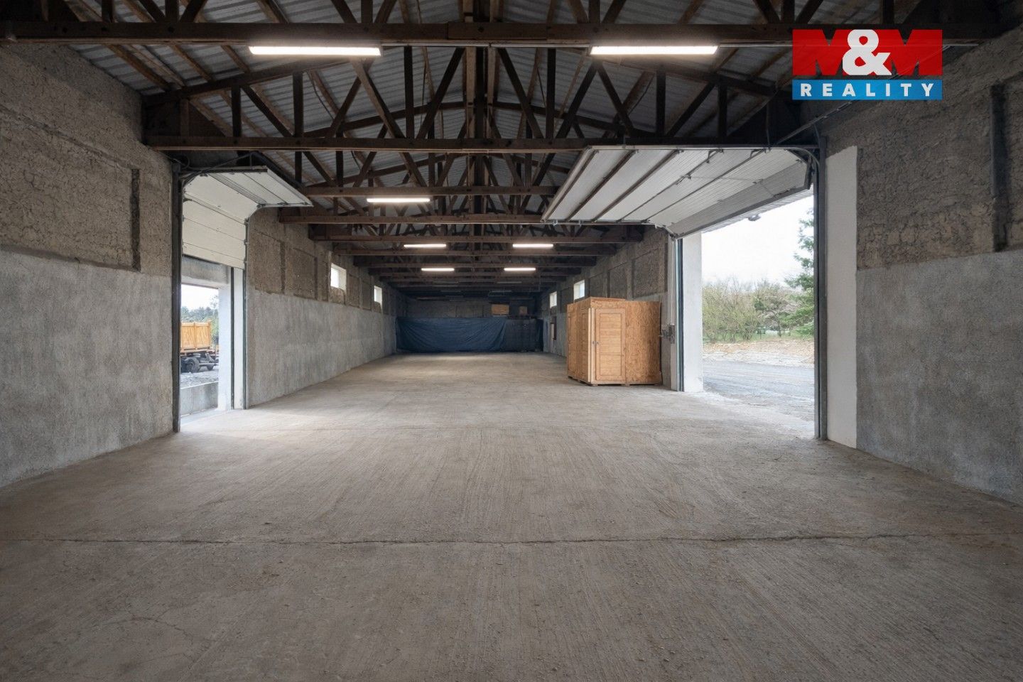 Pronájem komerčního prostoru 380 m² - foto 6