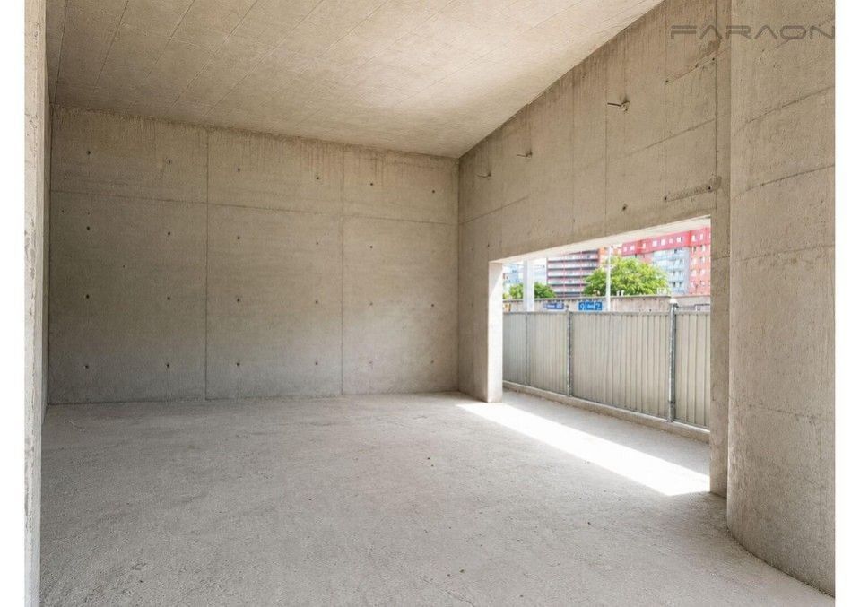 Pronájem komerčního prostoru 95 m² - foto 2