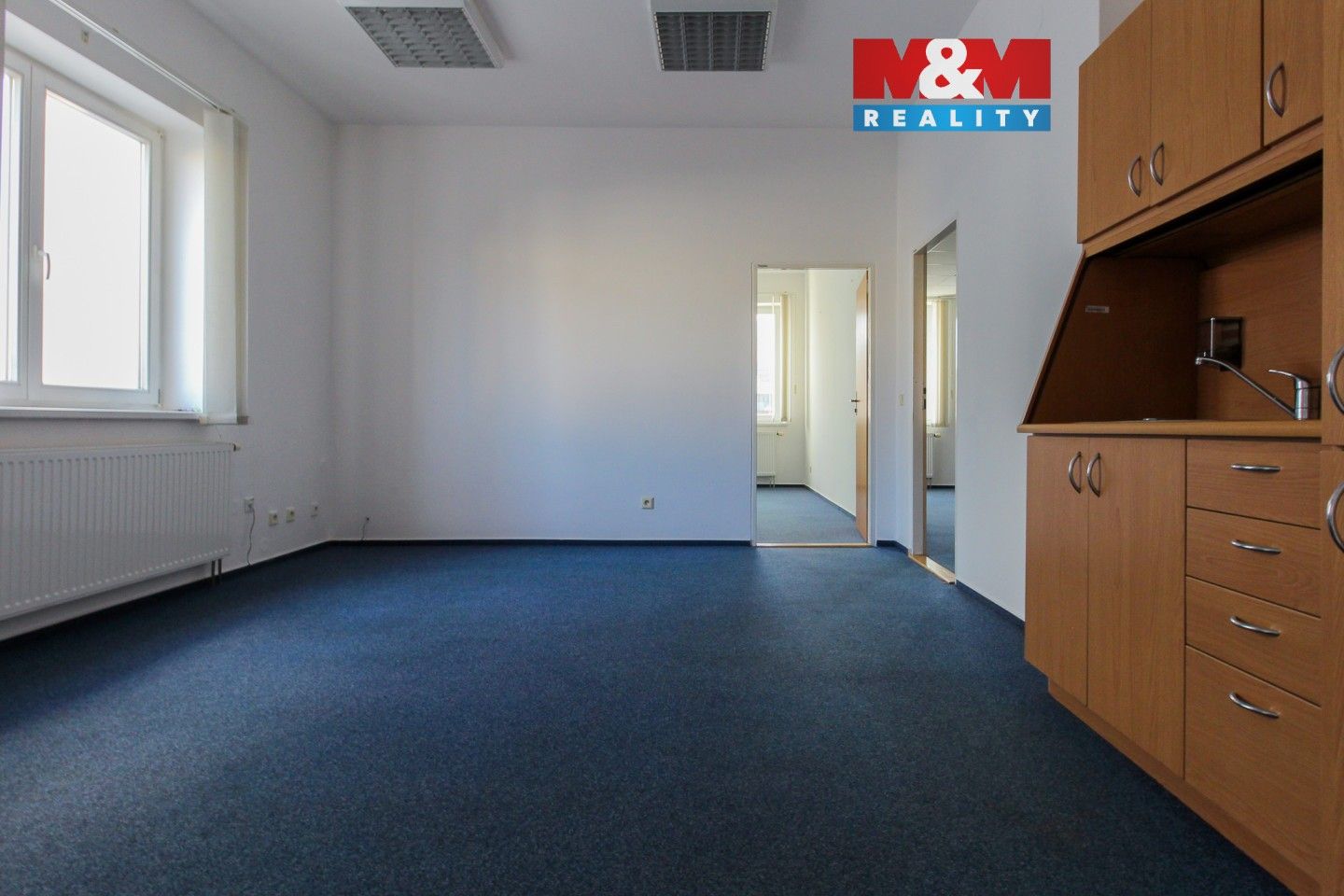 Pronájem komerčního prostoru 63 m² - foto 1
