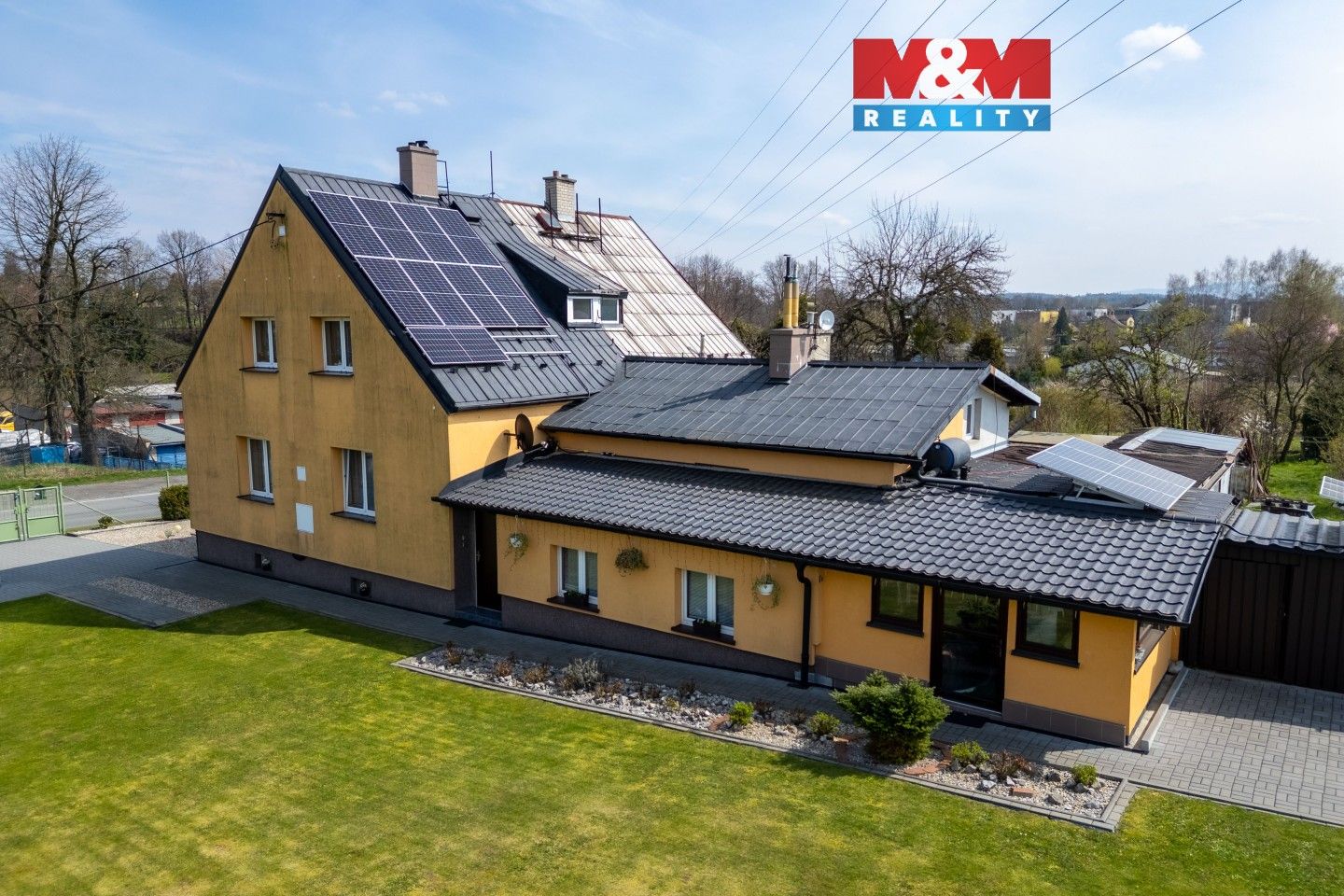 Prodej domu 220 m² - foto 1