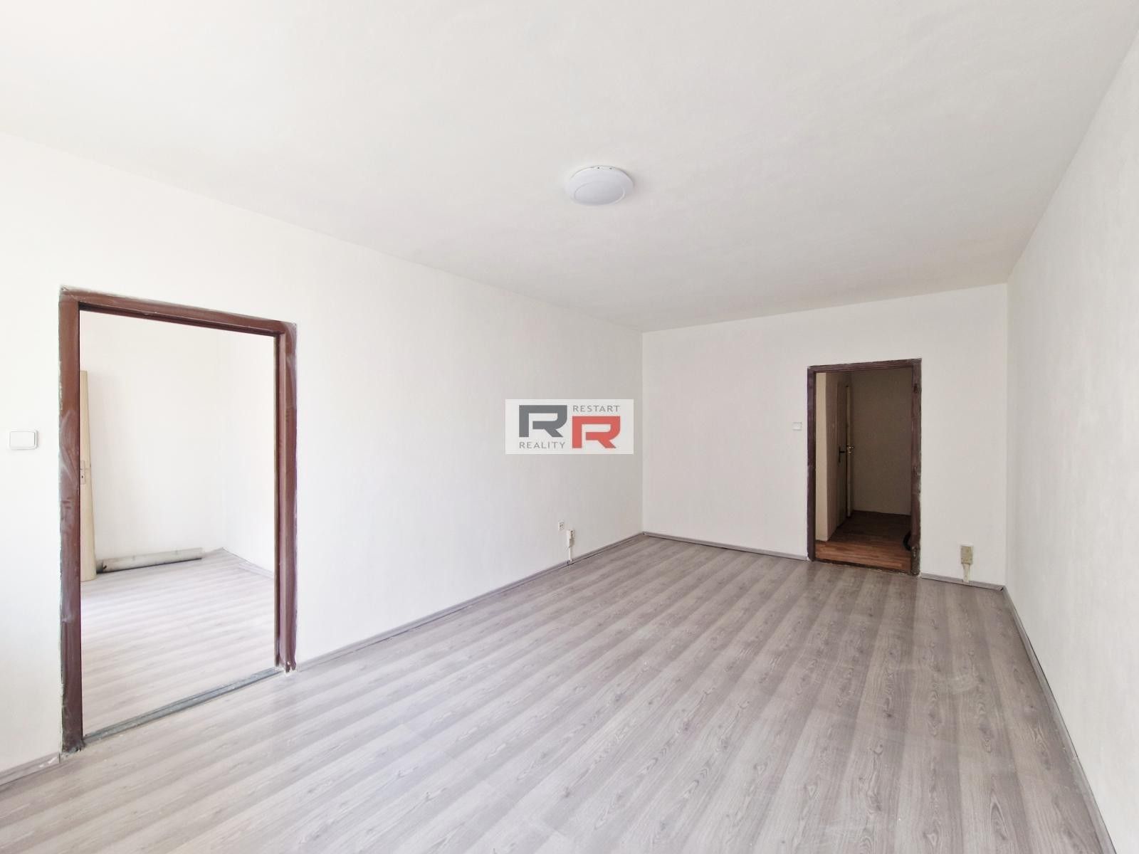 Pronájem bytu 3+1 65 m² - foto 8