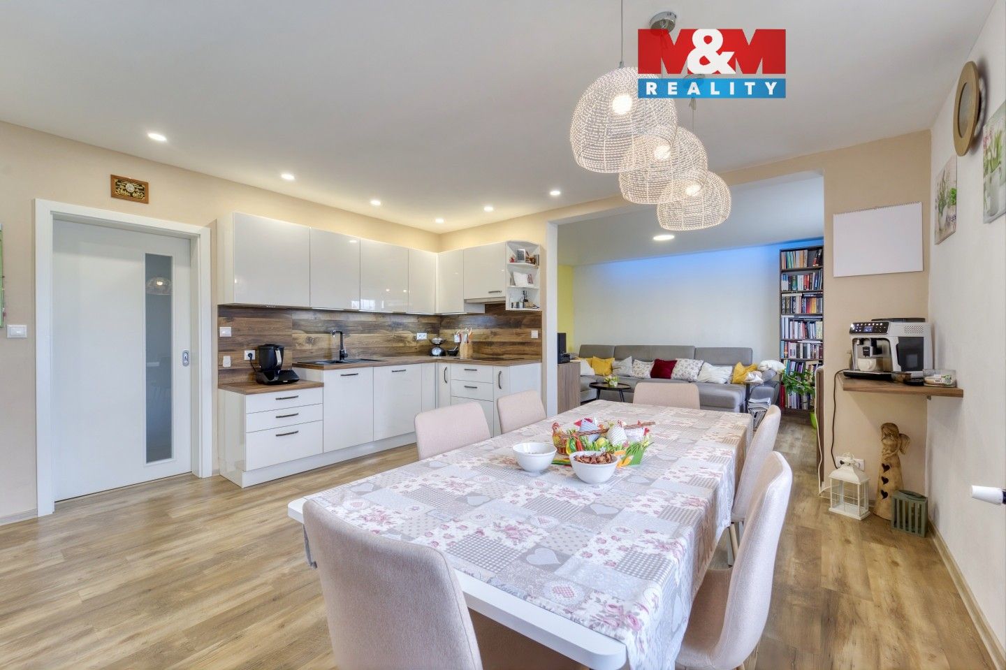 Prodej domu 197 m² - foto 1