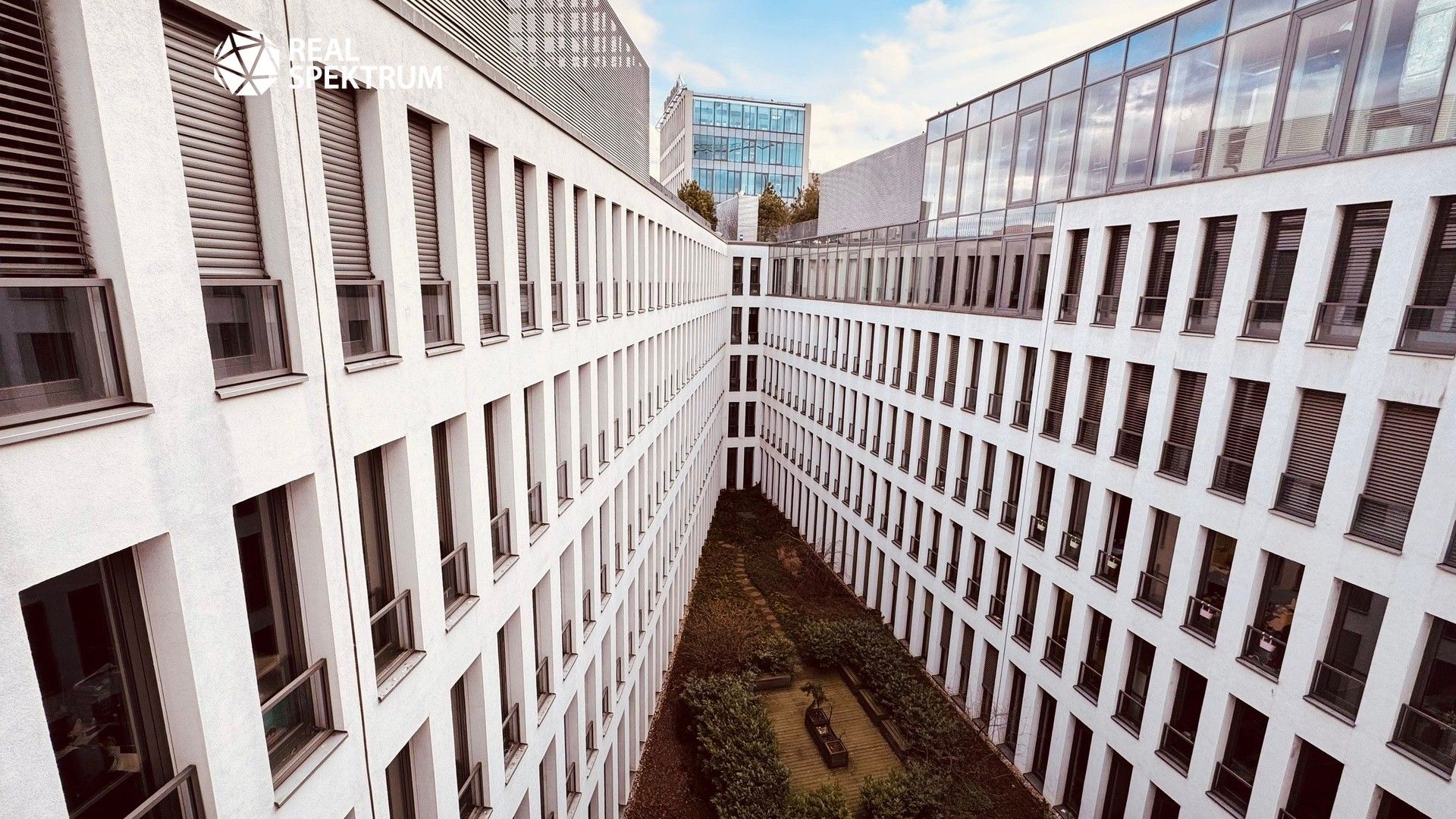 Pronájem komerčního prostoru 374 m² - foto 13