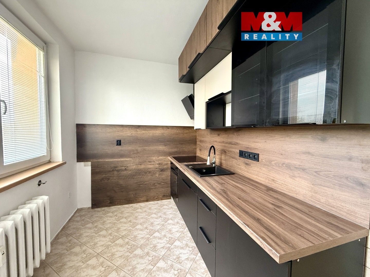 Prodej bytu 2+1 56 m² - foto 1