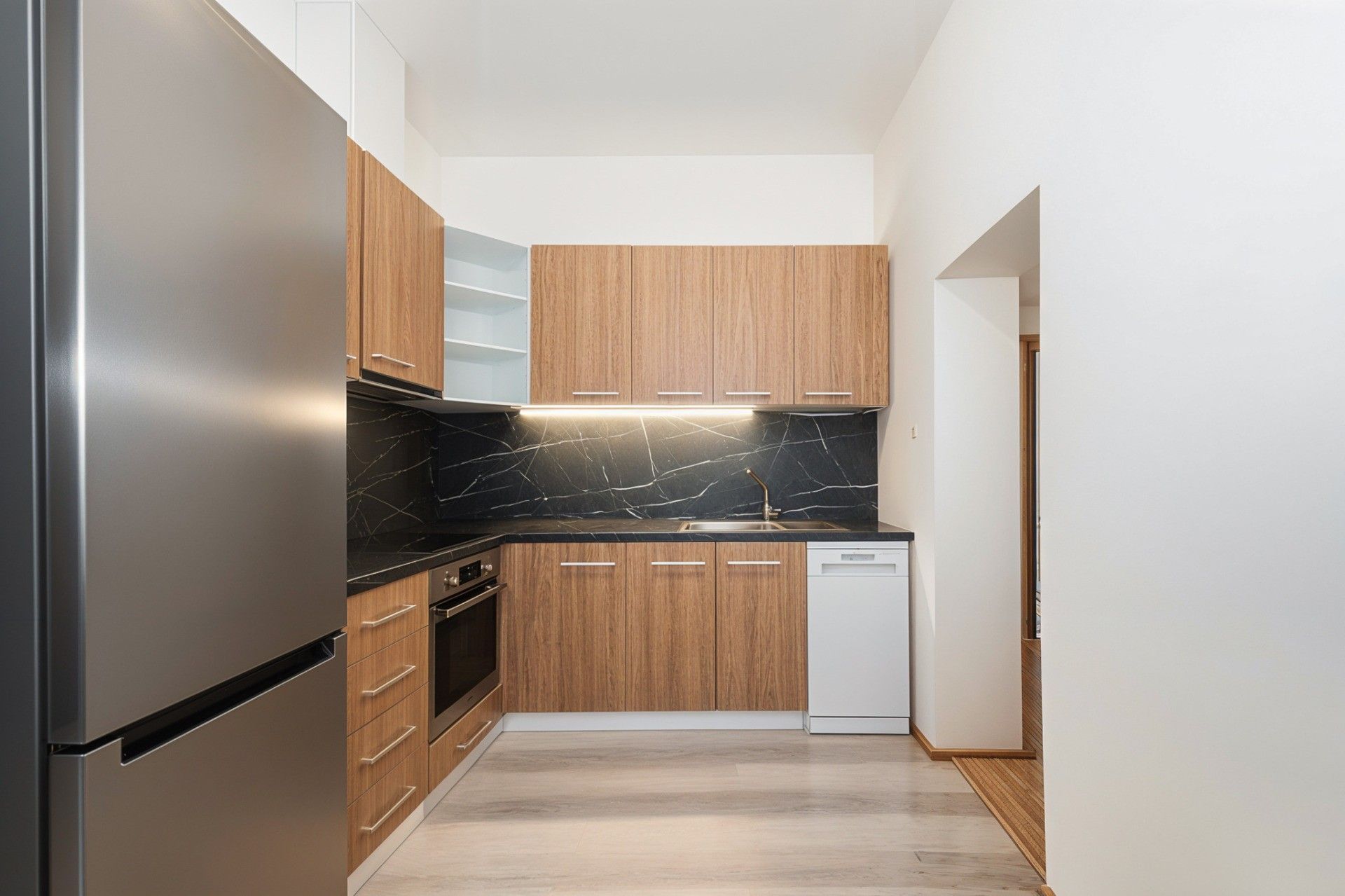 Prodej bytu 2+kk 73 m² - foto 2