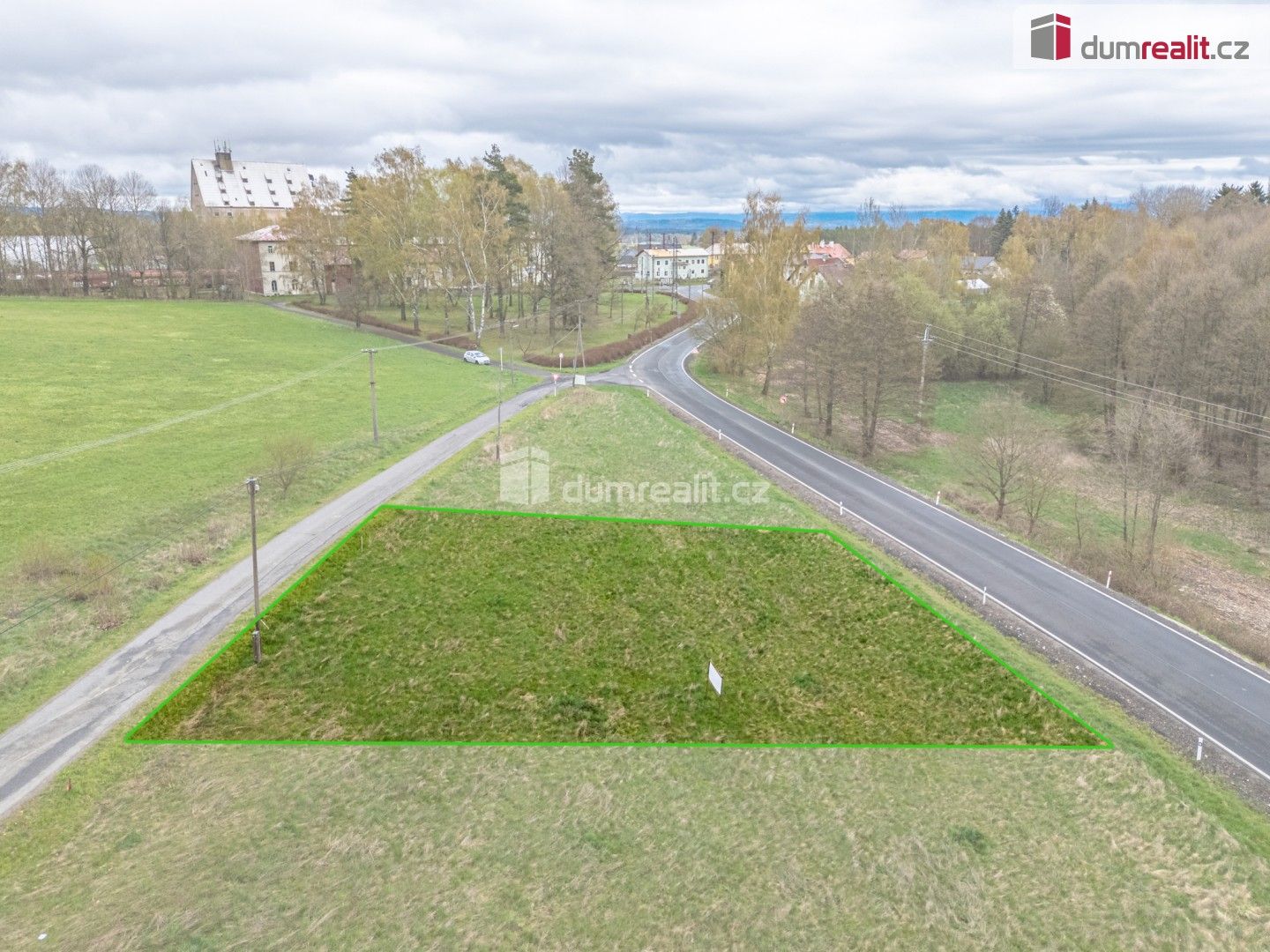 Prodej pozemku 985 m² - foto 4