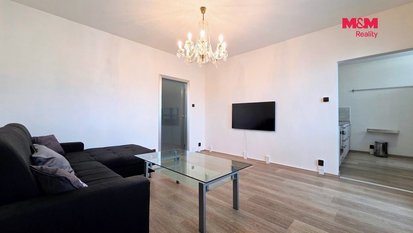 Pronájem bytu 2+1 62 m² - foto 3