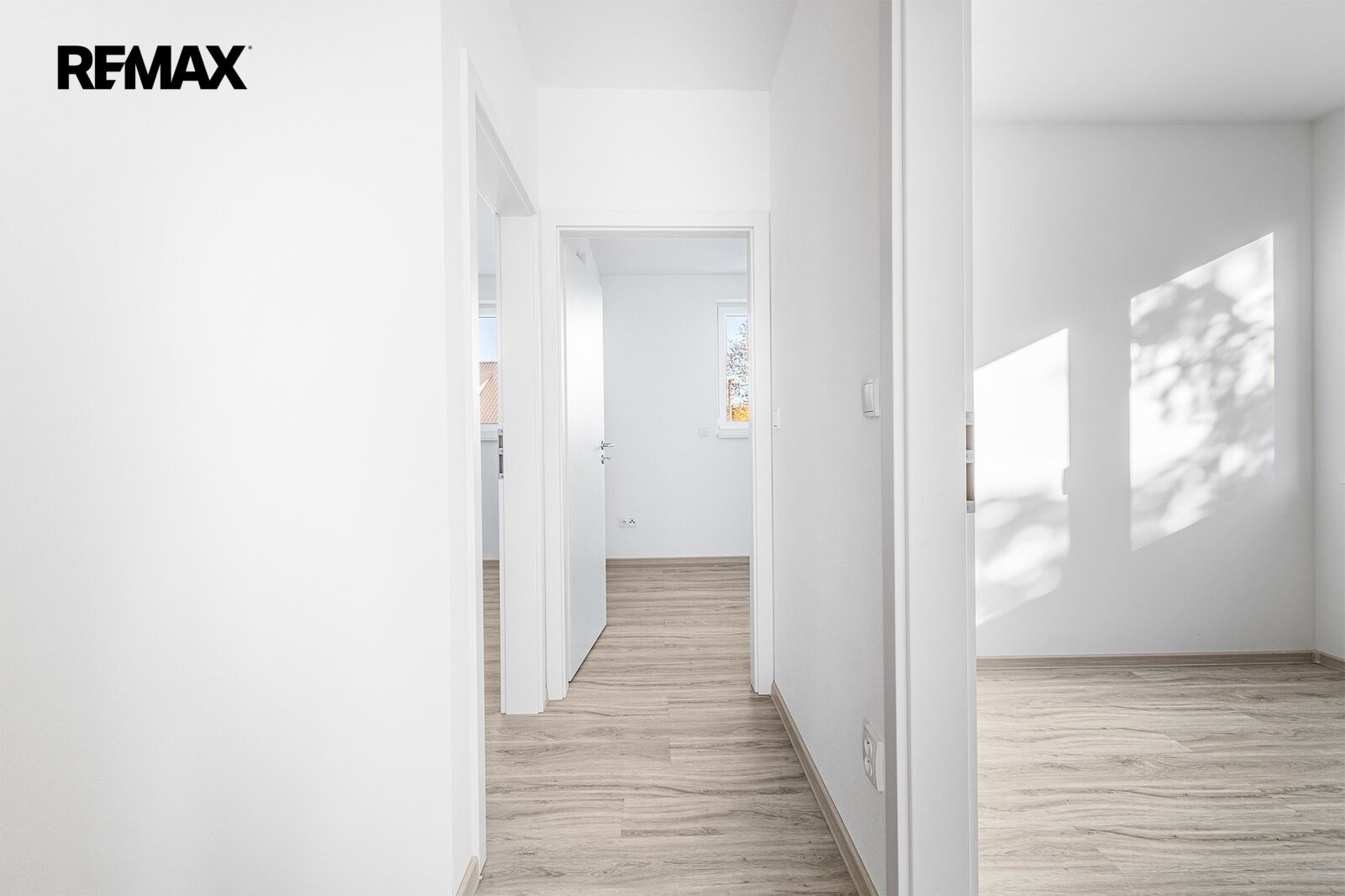 Pronájem bytu 4+kk 80 m² - foto 13