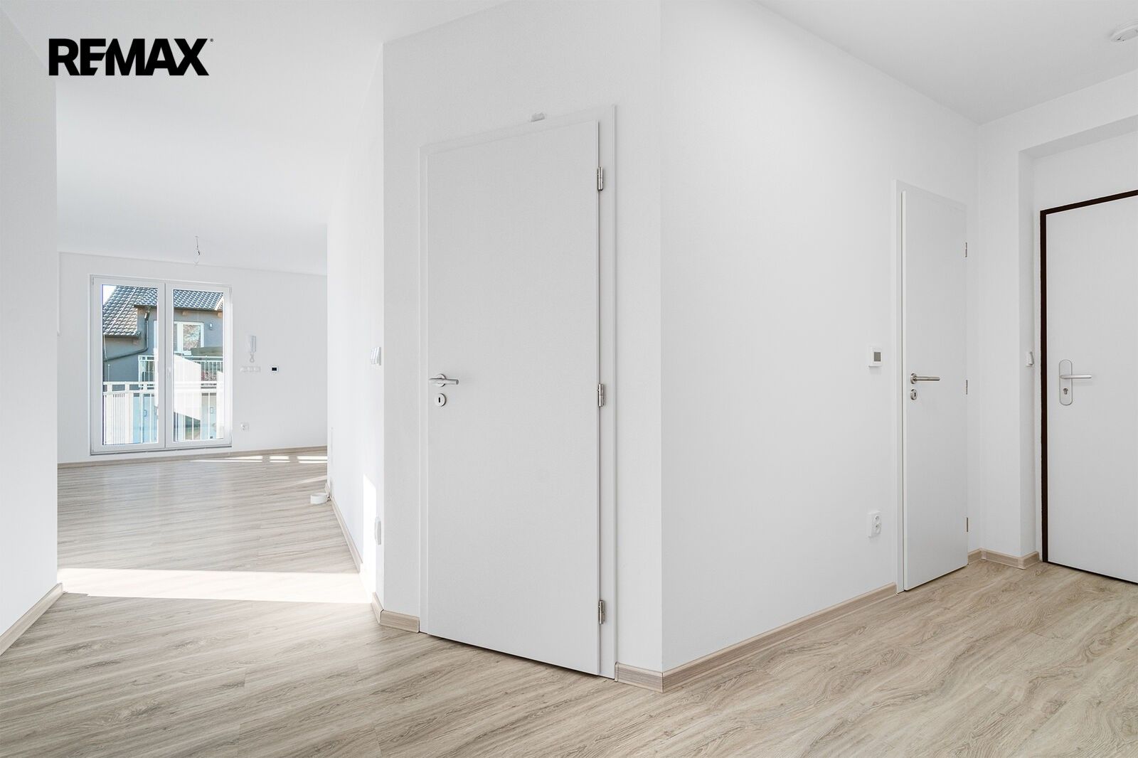 Pronájem bytu 4+kk 80 m² - foto 23