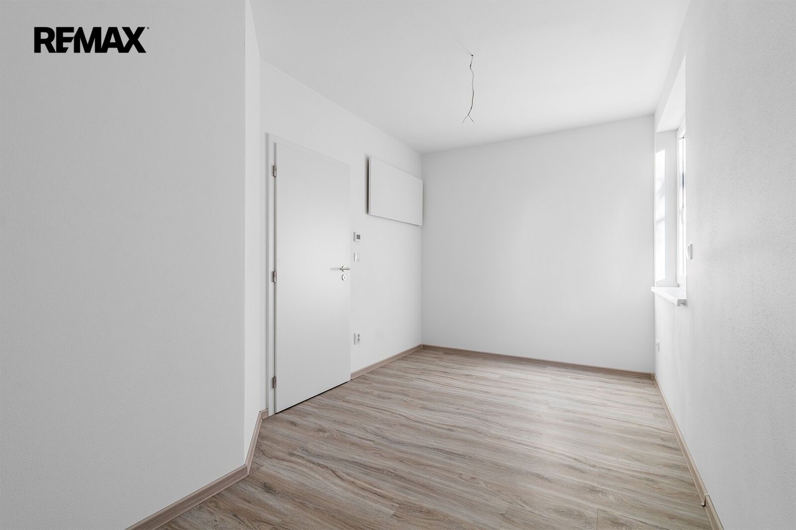 Pronájem bytu 4+kk 80 m² - foto 21