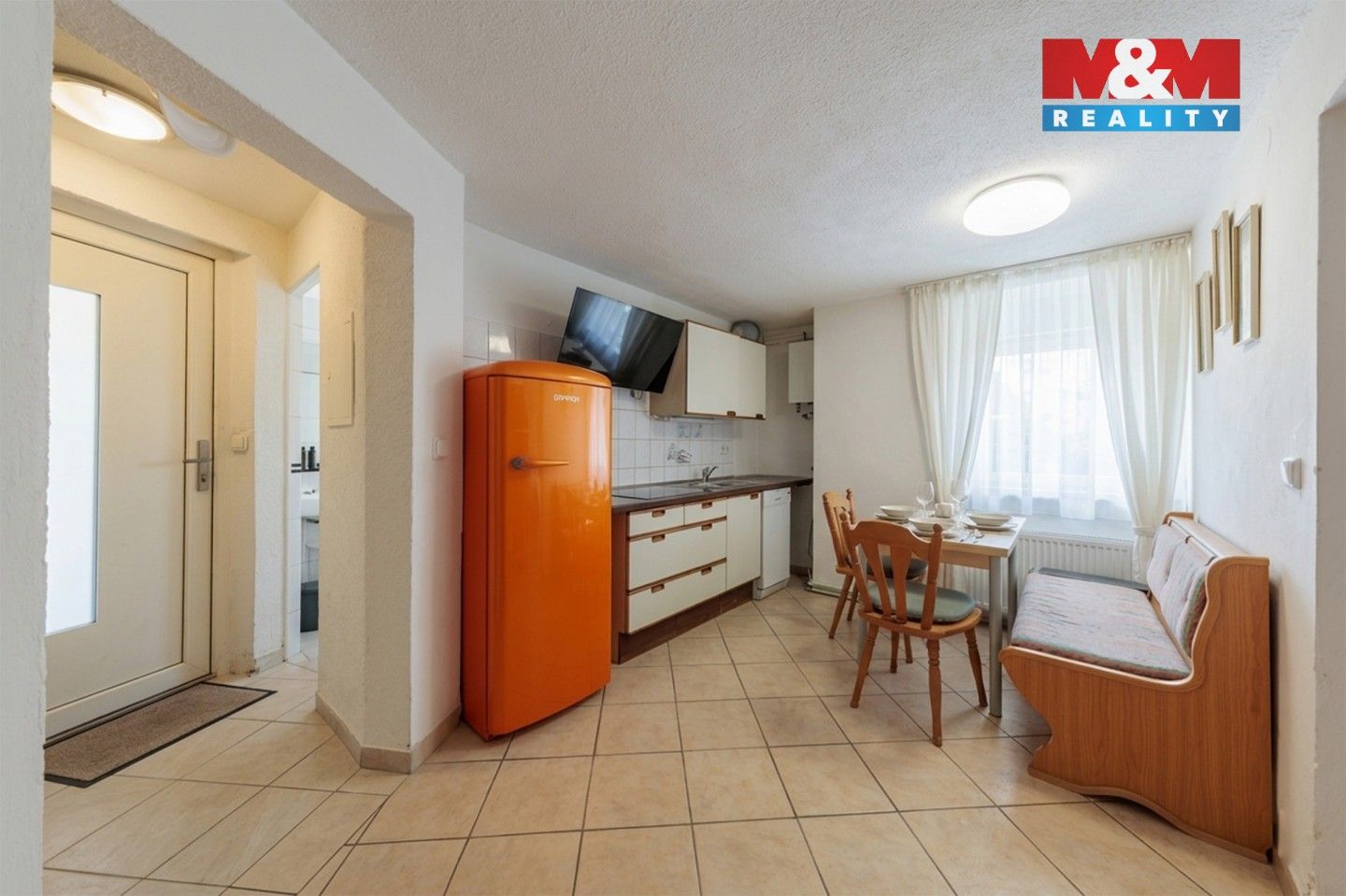 Prodej bytu 1+1 53 m² - foto 4