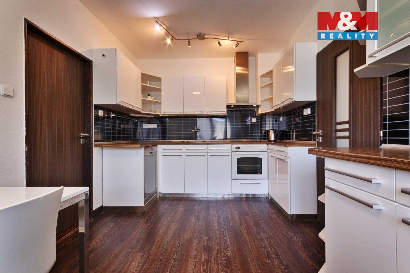 Prodej domu 303 m² - foto 4