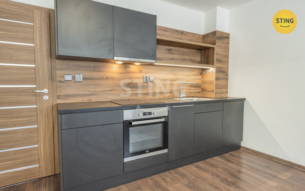 Prodej bytu 3+kk 57 m² - foto 1