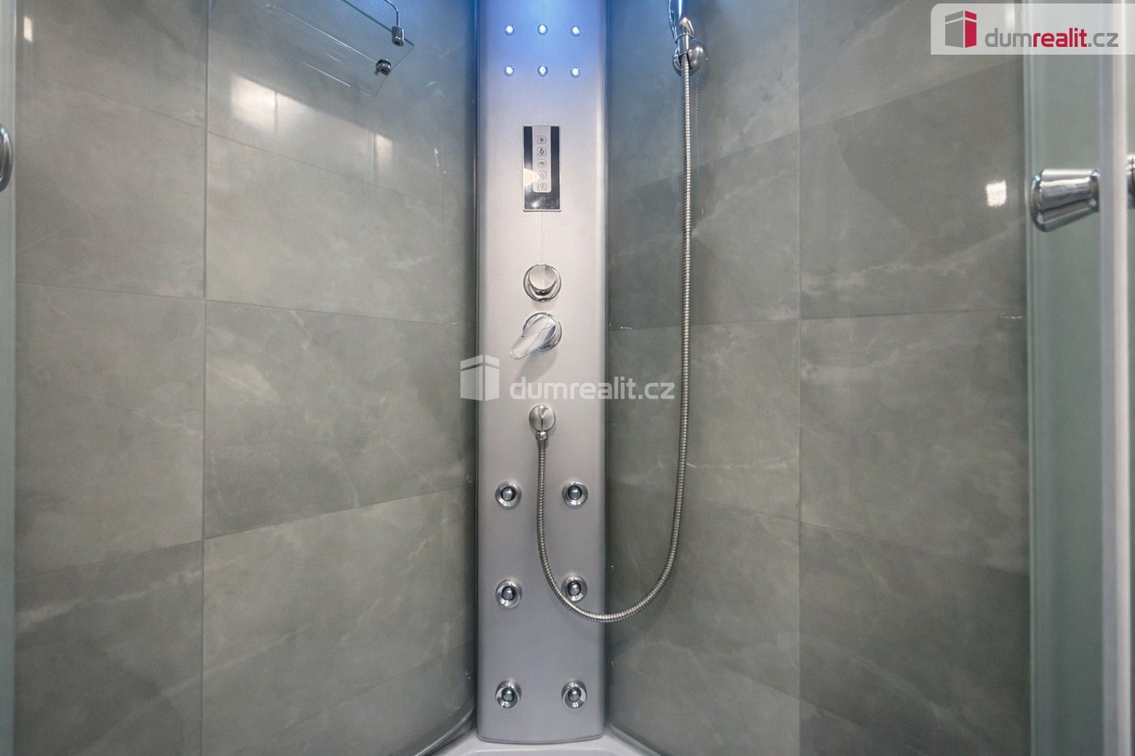 Pronájem bytu 2+kk 66 m² - foto 6