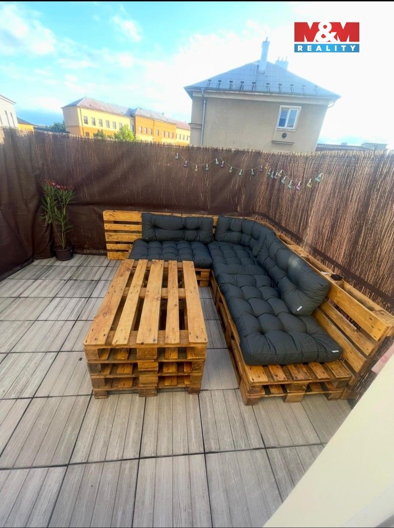 Pronájem bytu 2+1 81 m² - foto 9