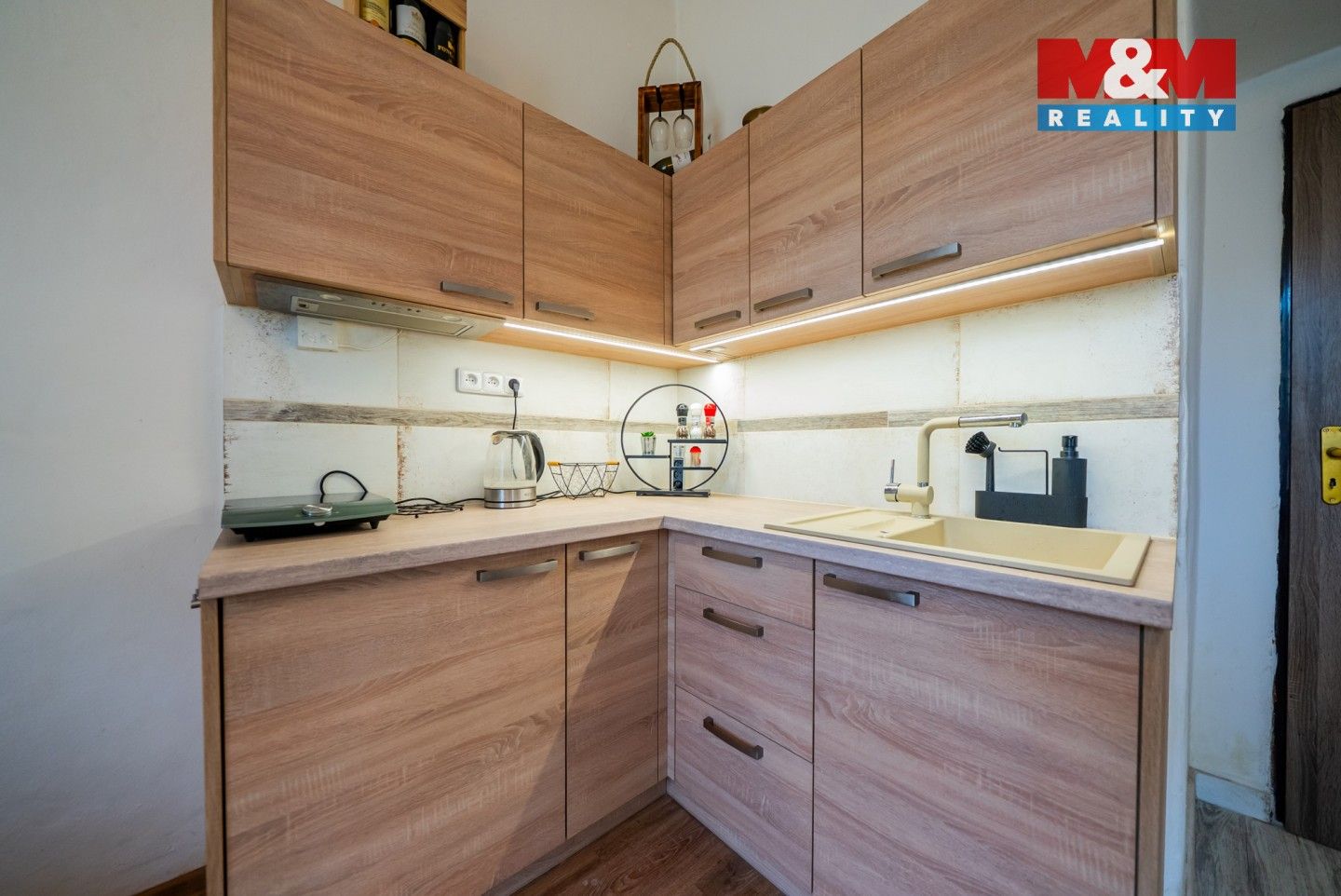 Prodej komerčního prostoru 292 m² - foto 12