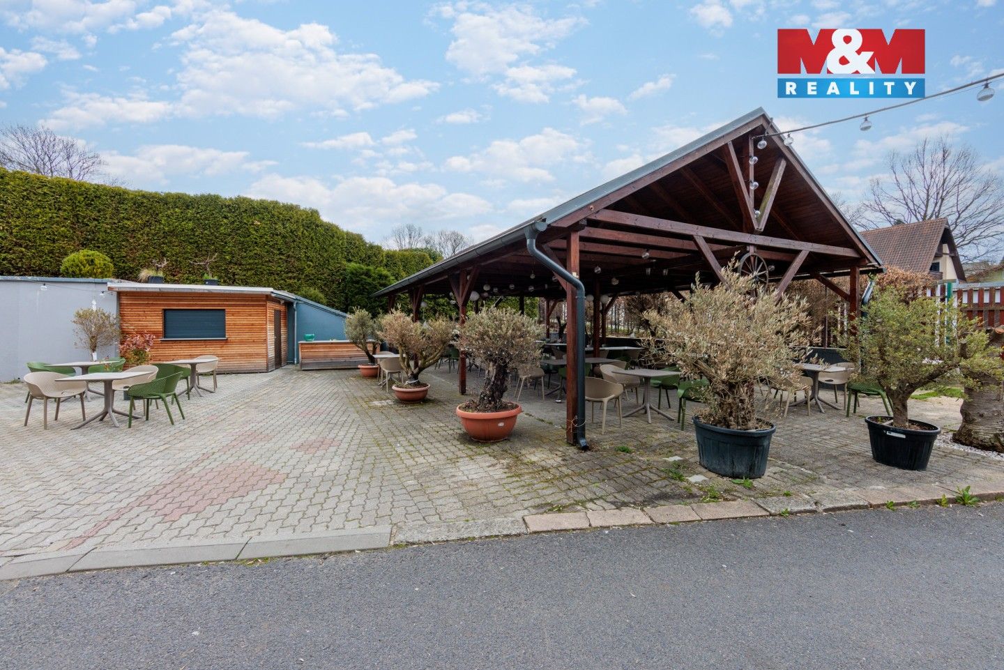 Prodej komerčního prostoru 2700 m² - foto 9