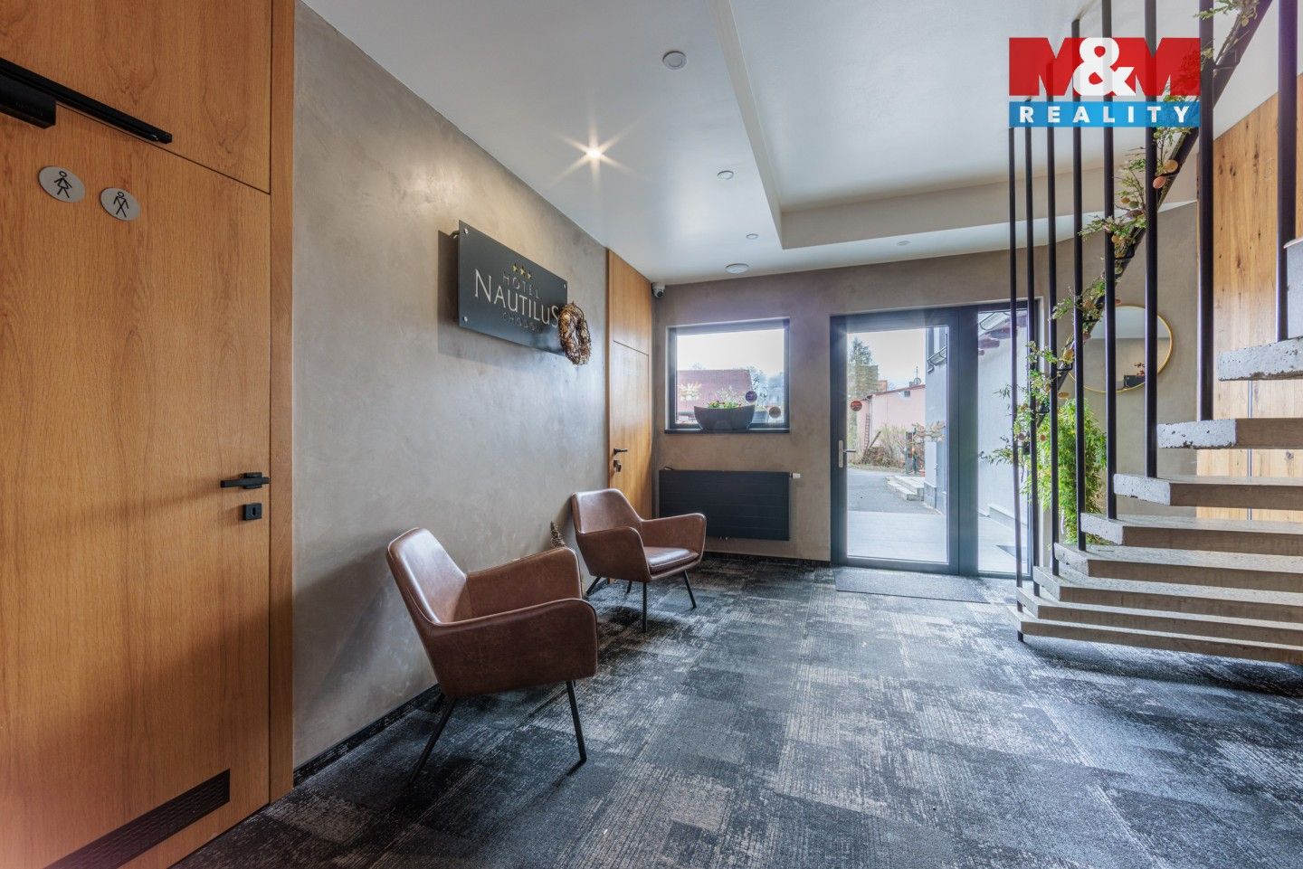 Prodej komerčního prostoru 2700 m² - foto 24